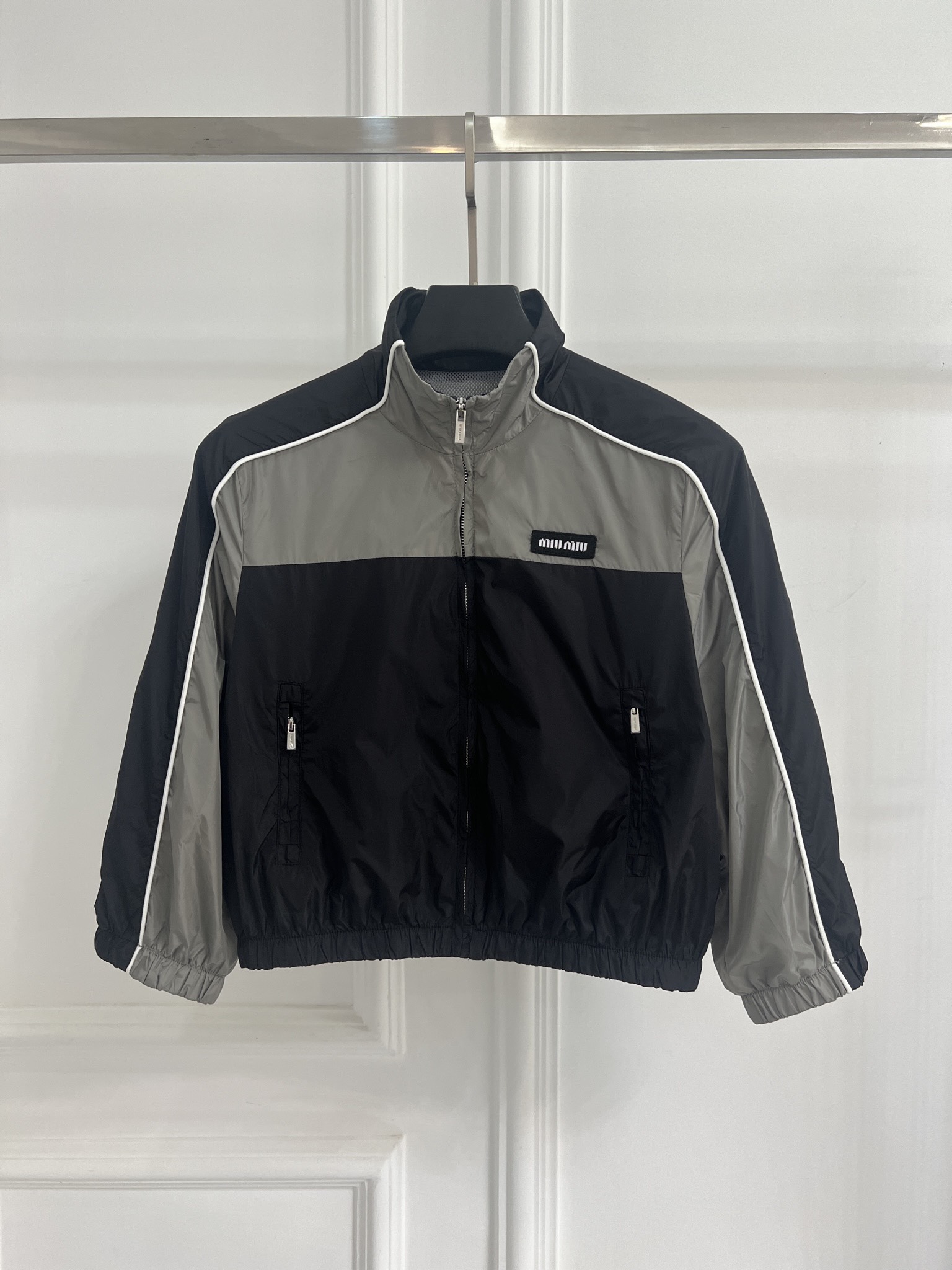 miumiu 미우미우 숏 자켓 의류