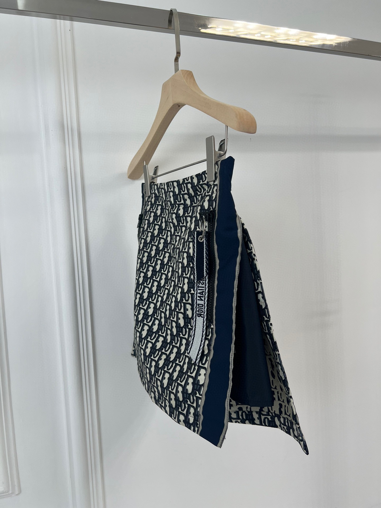 Dior CD 디올 반바지 스커트 치마 의류