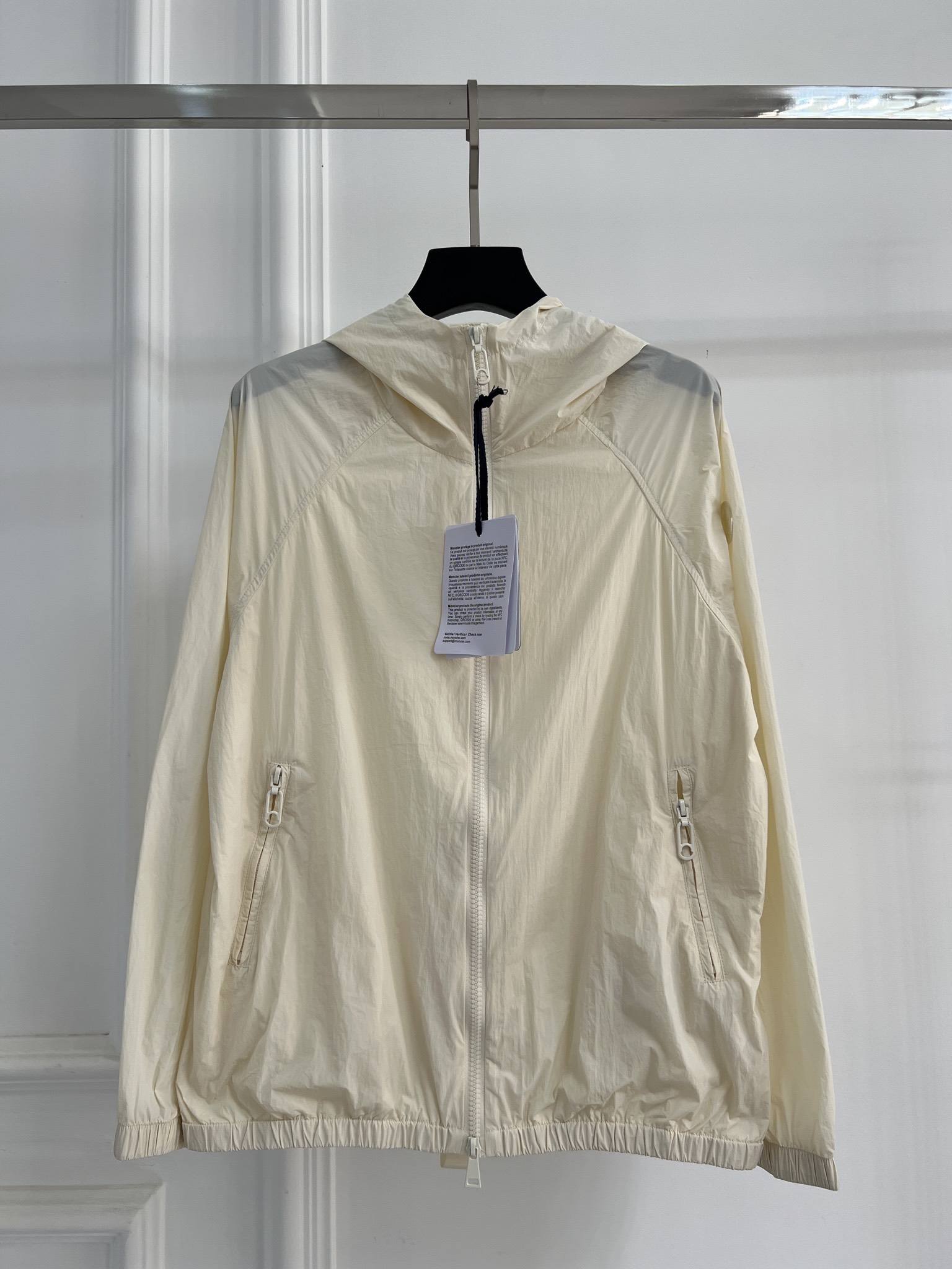 Moncler 몽클레어 몽클레르 선블럭 바람막이 자켓 의류