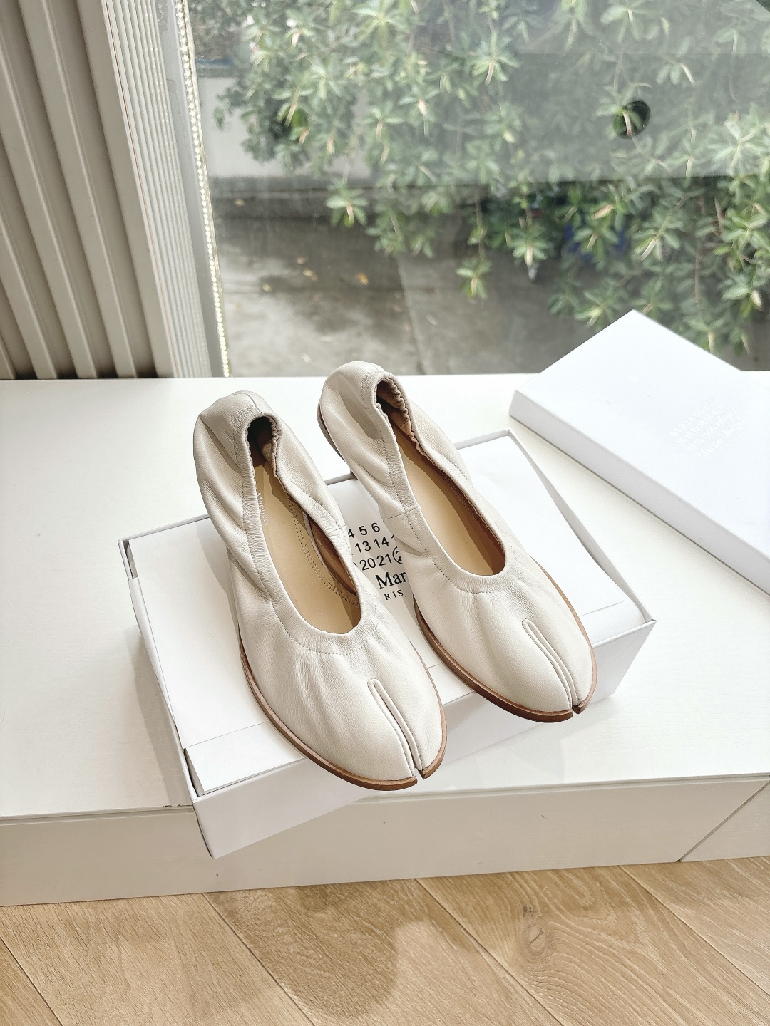 Maison Margiela MM6 메종 마르지엘라 플랫슈즈 단화 신발