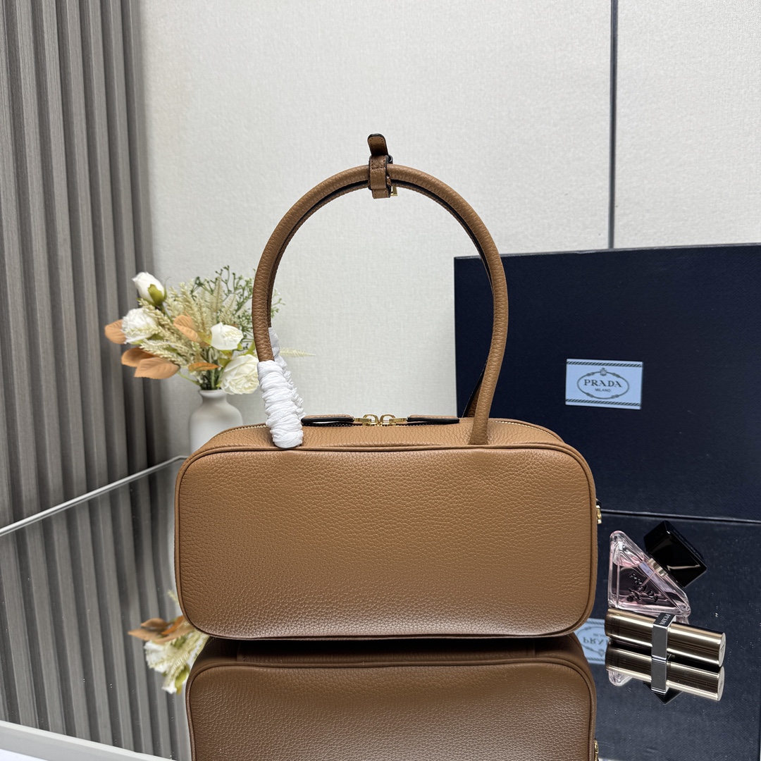 PRADA 프라다 토트백 가방