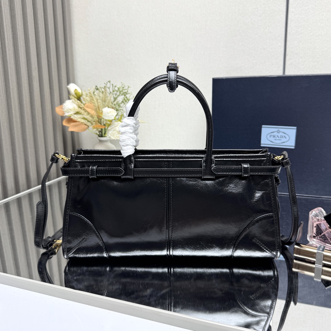 PRADA 프라다 골드 숄더백 토트백 가방