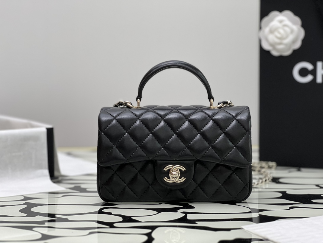 CHANEL 24A 샤넬 핸드백 가방