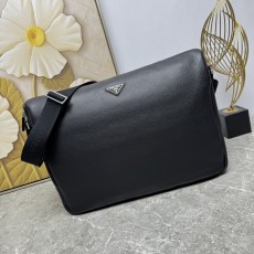 PRADA 프라다 메신저백 크로스백 가방 라지