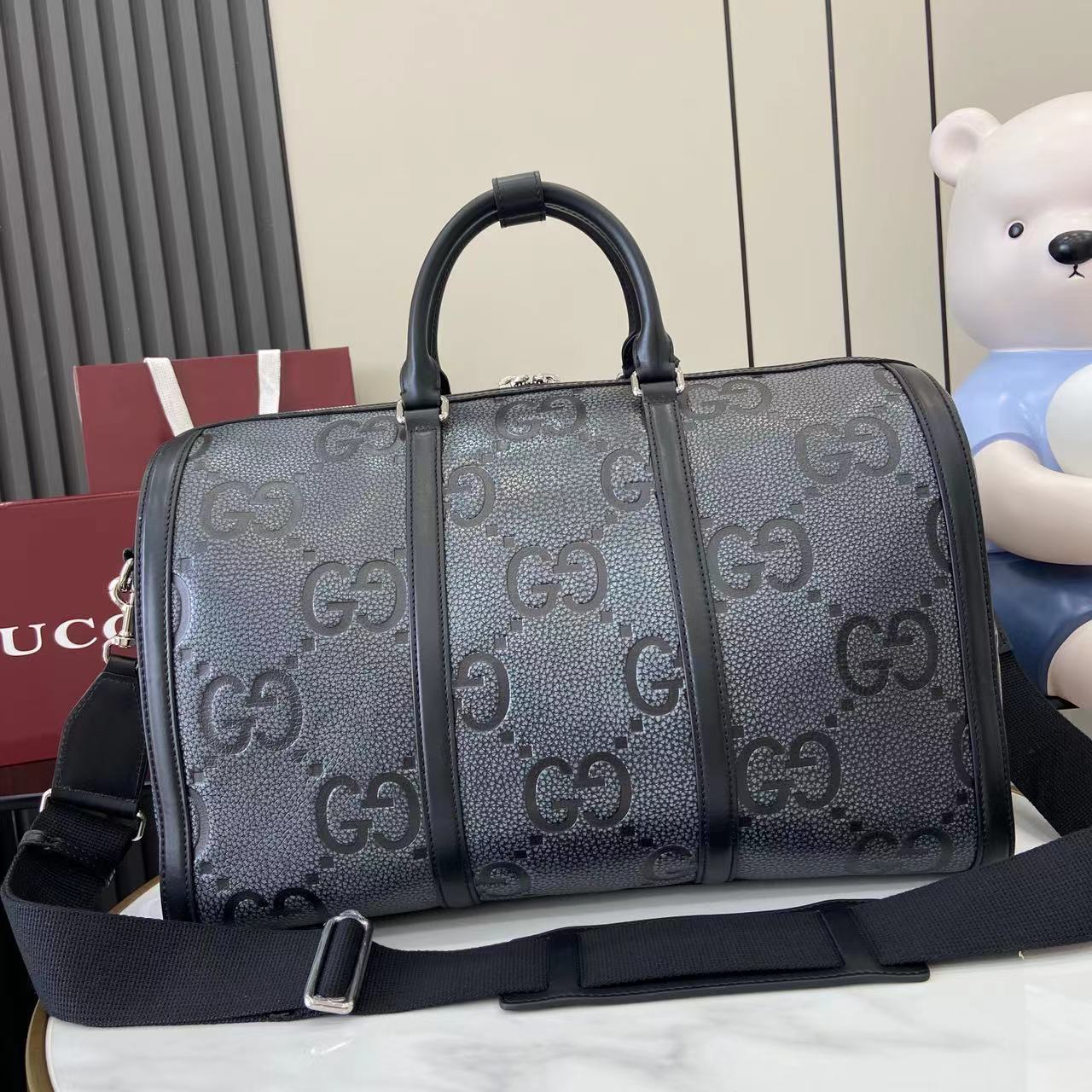 GUCCI 구찌 슈퍼 GG 여행가방 가방
