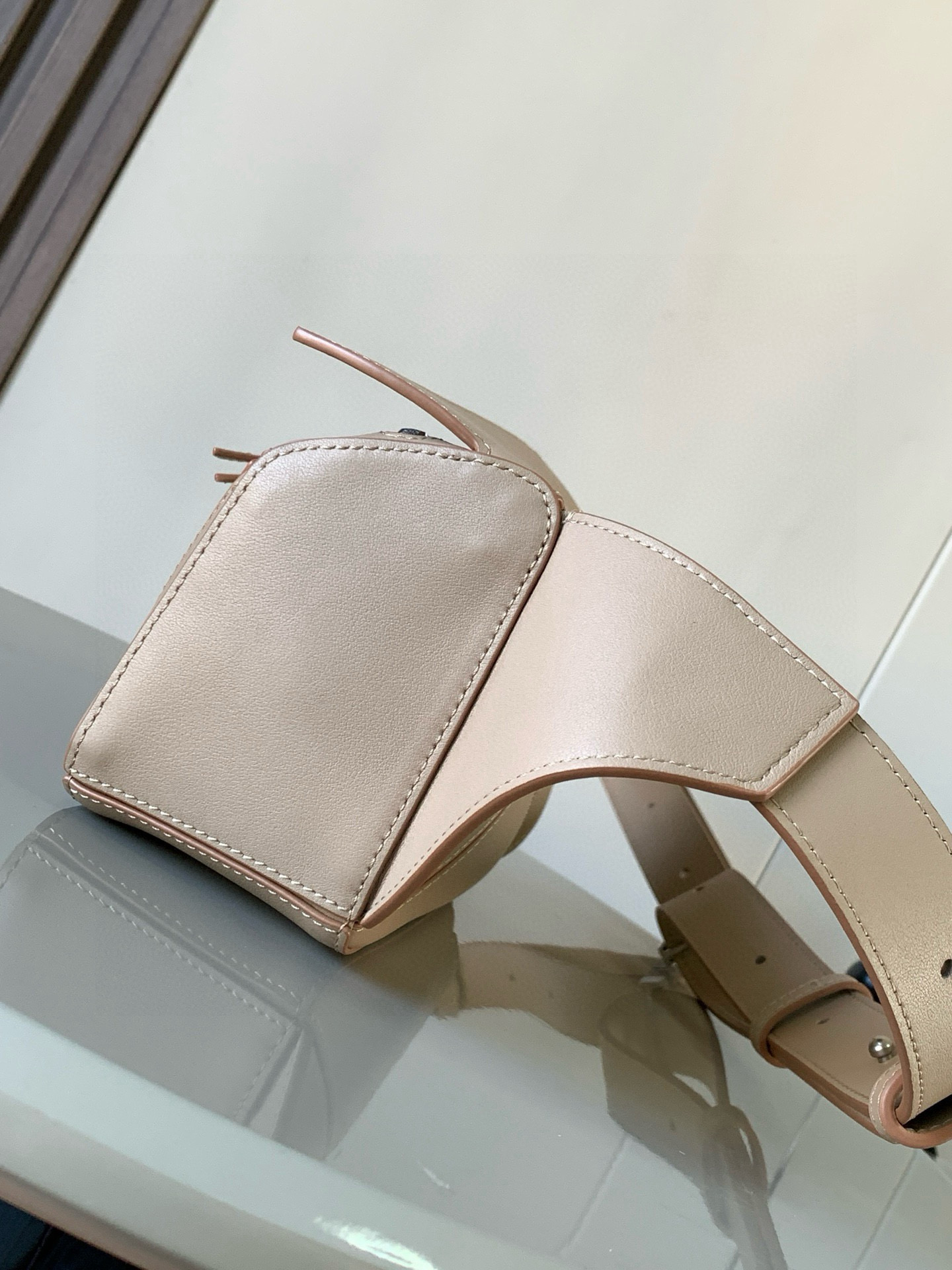 Loewe 로에베 Puzzle 퍼즐백 힙색 가방