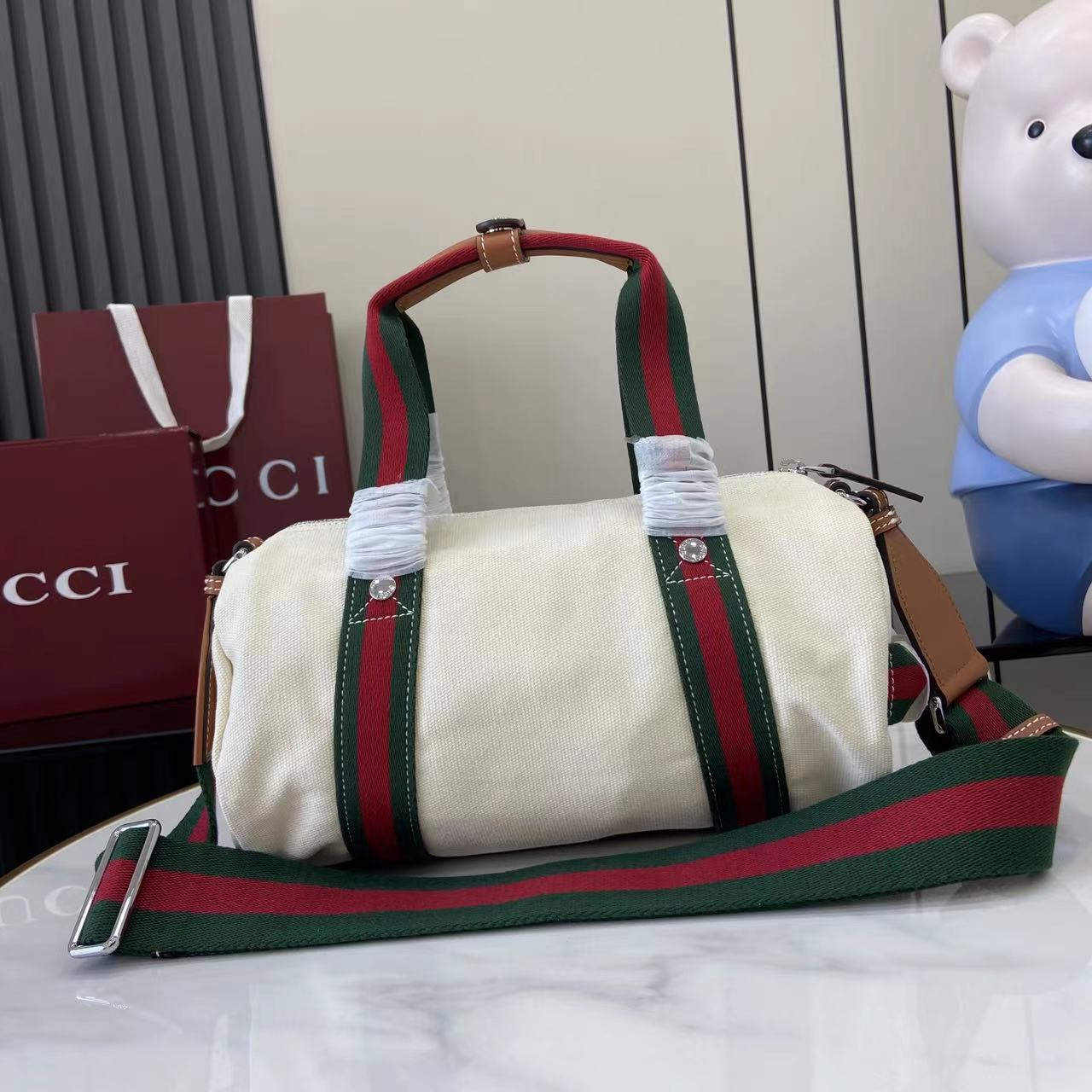 GUCCI 구찌 여행가방 트래블백 가방 스몰