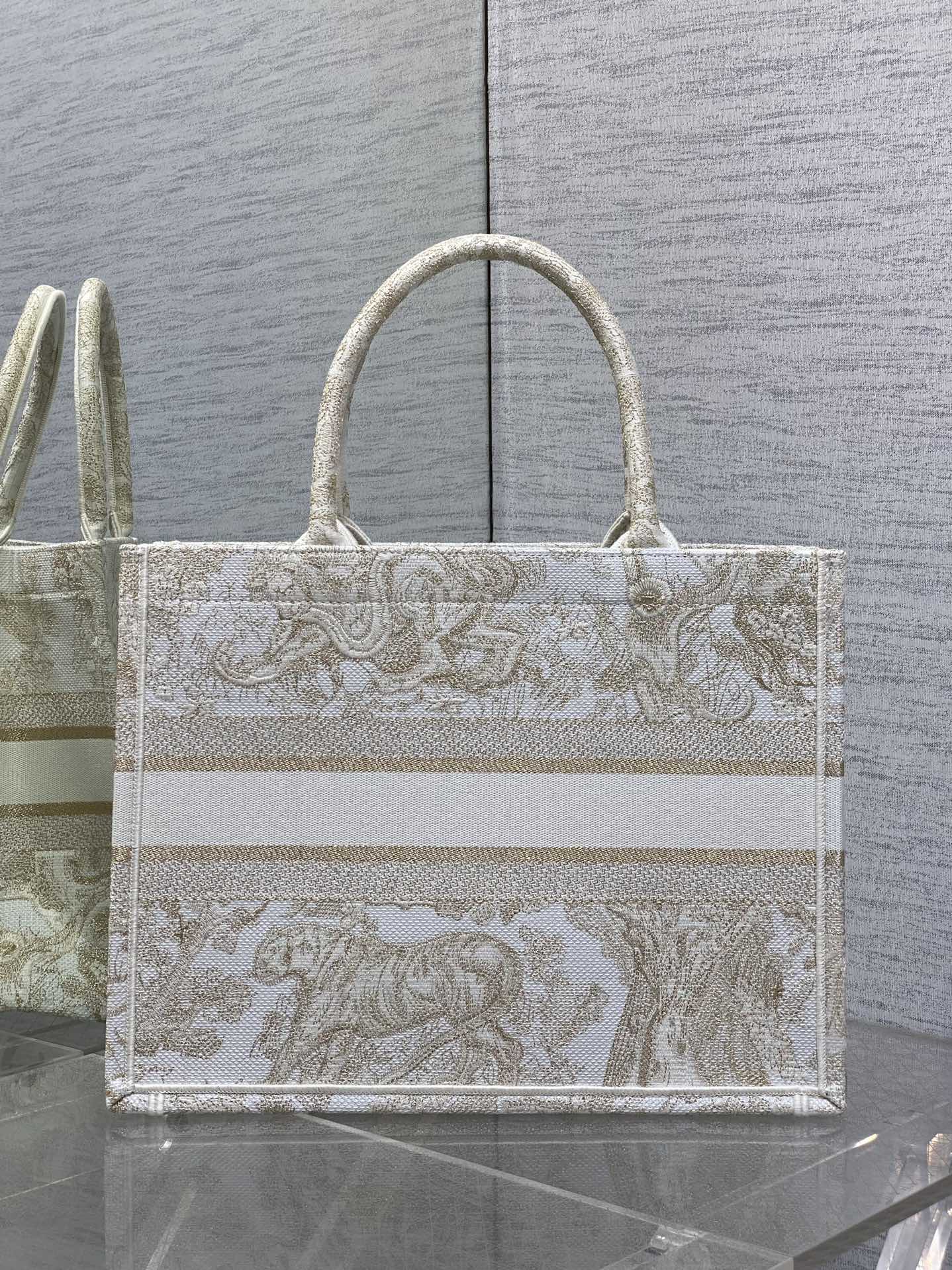 Dior CD book tote bag 디올 북토트 토트백 가방