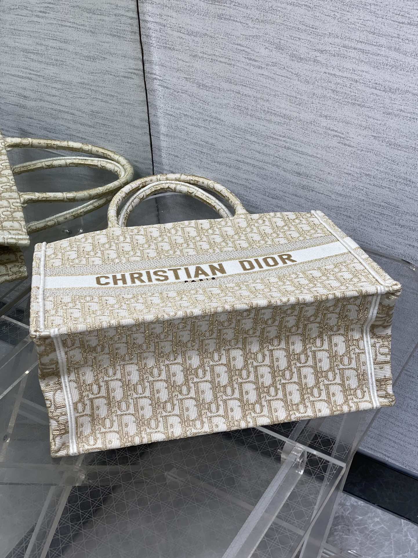 Dior CD book tote bag 디올 북토트 토트백 가방
