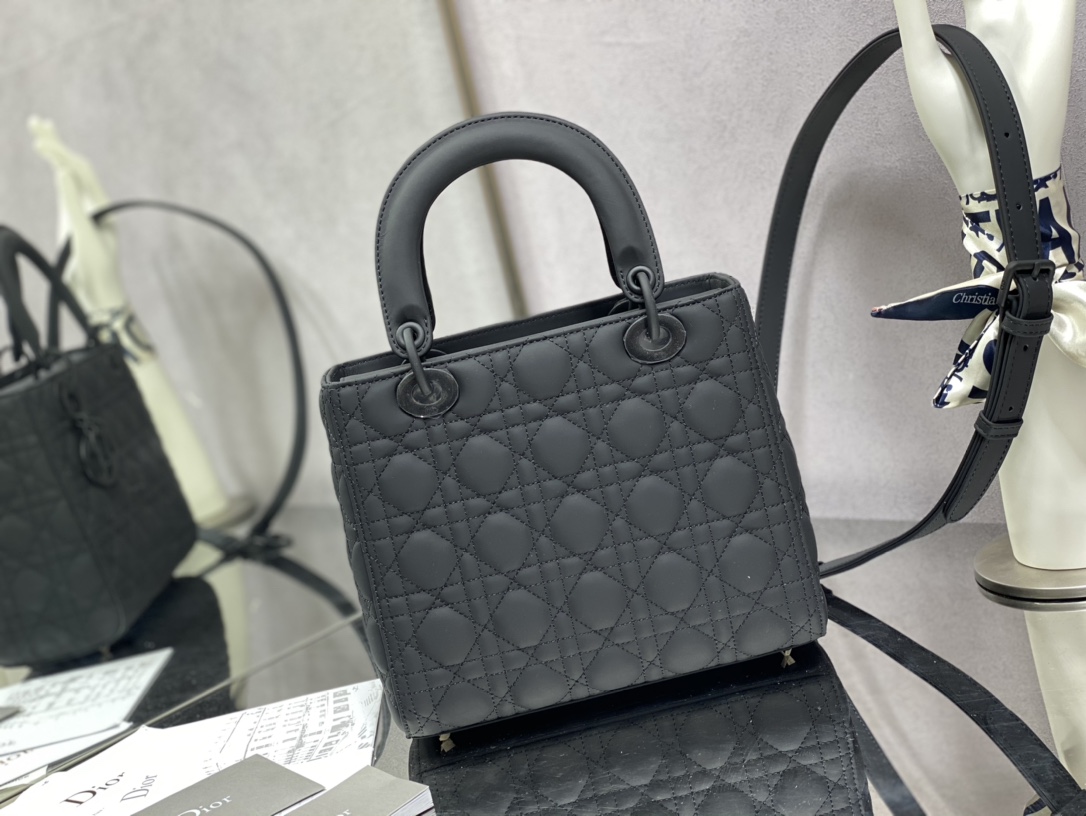 Dior CD 디올 레이디백 토트백 가방 24cm