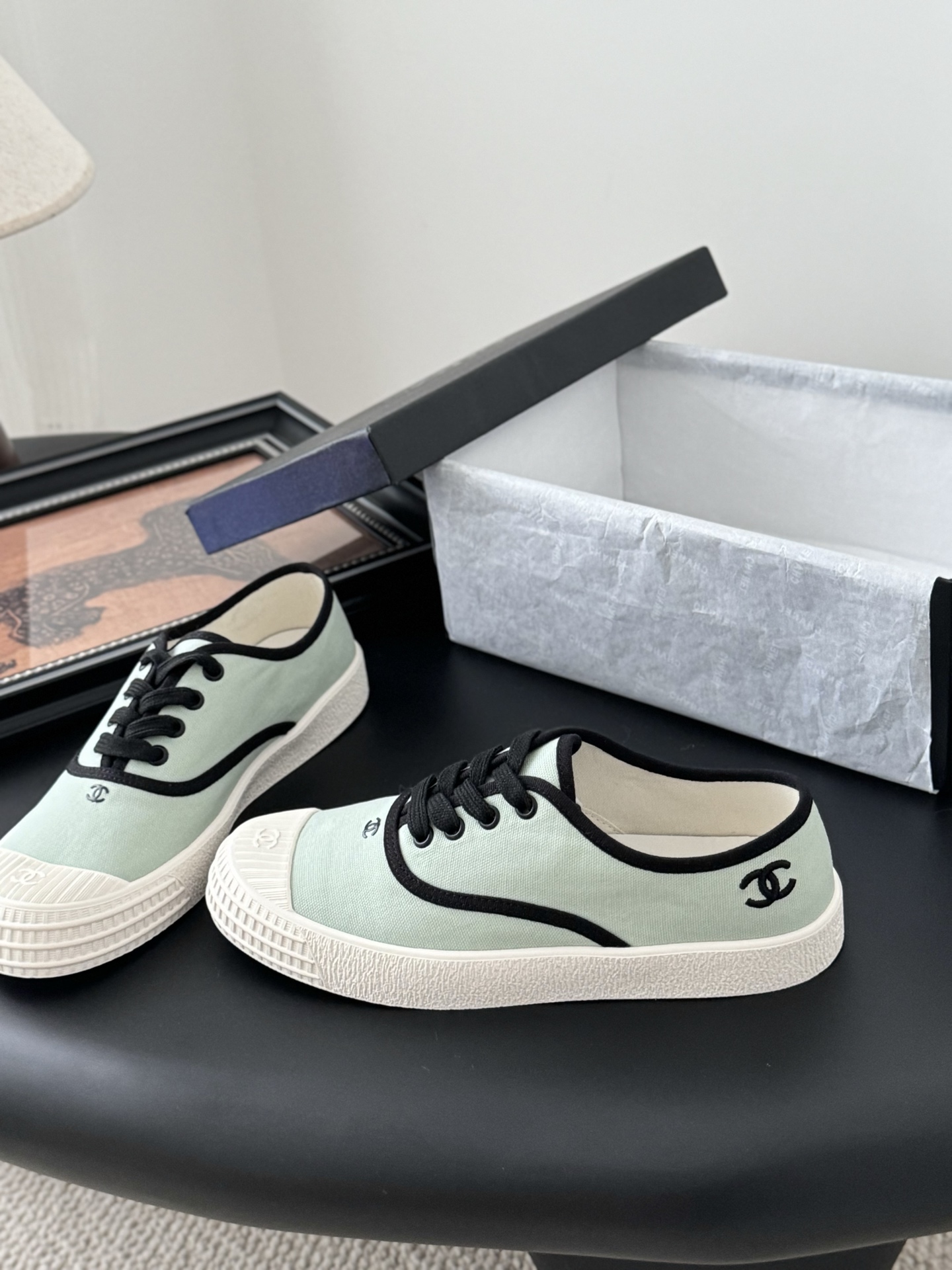 CHANEL 25C 샤넬 여성 히든 라인 캐주얼 스니커즈 신발
