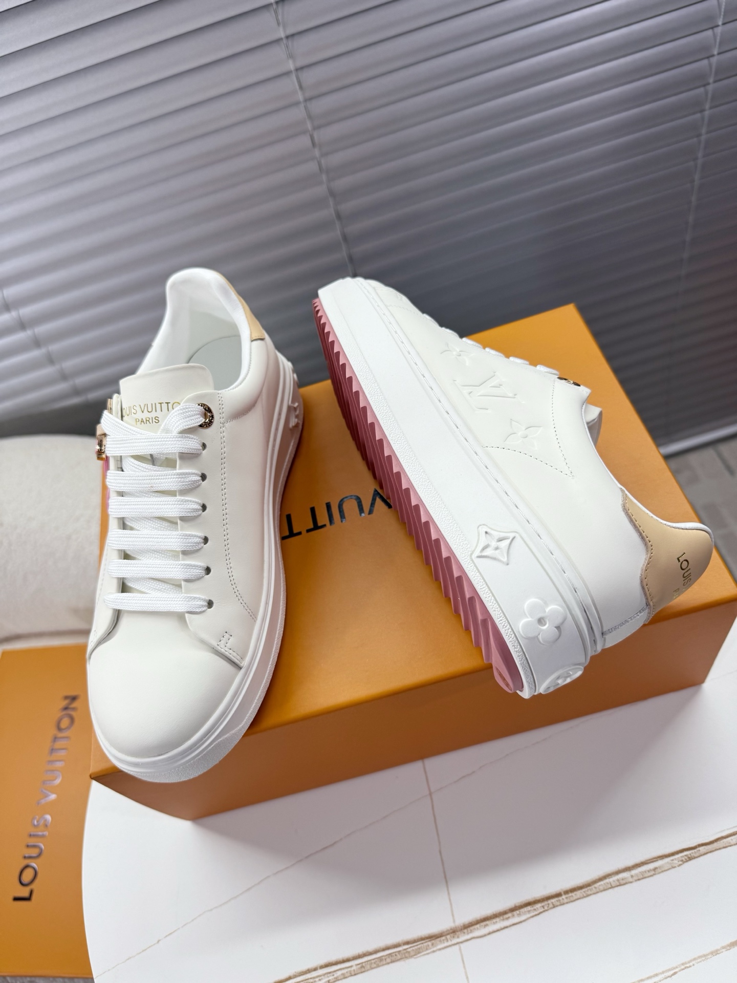 LV 루이비통 여성 스니커즈 신발