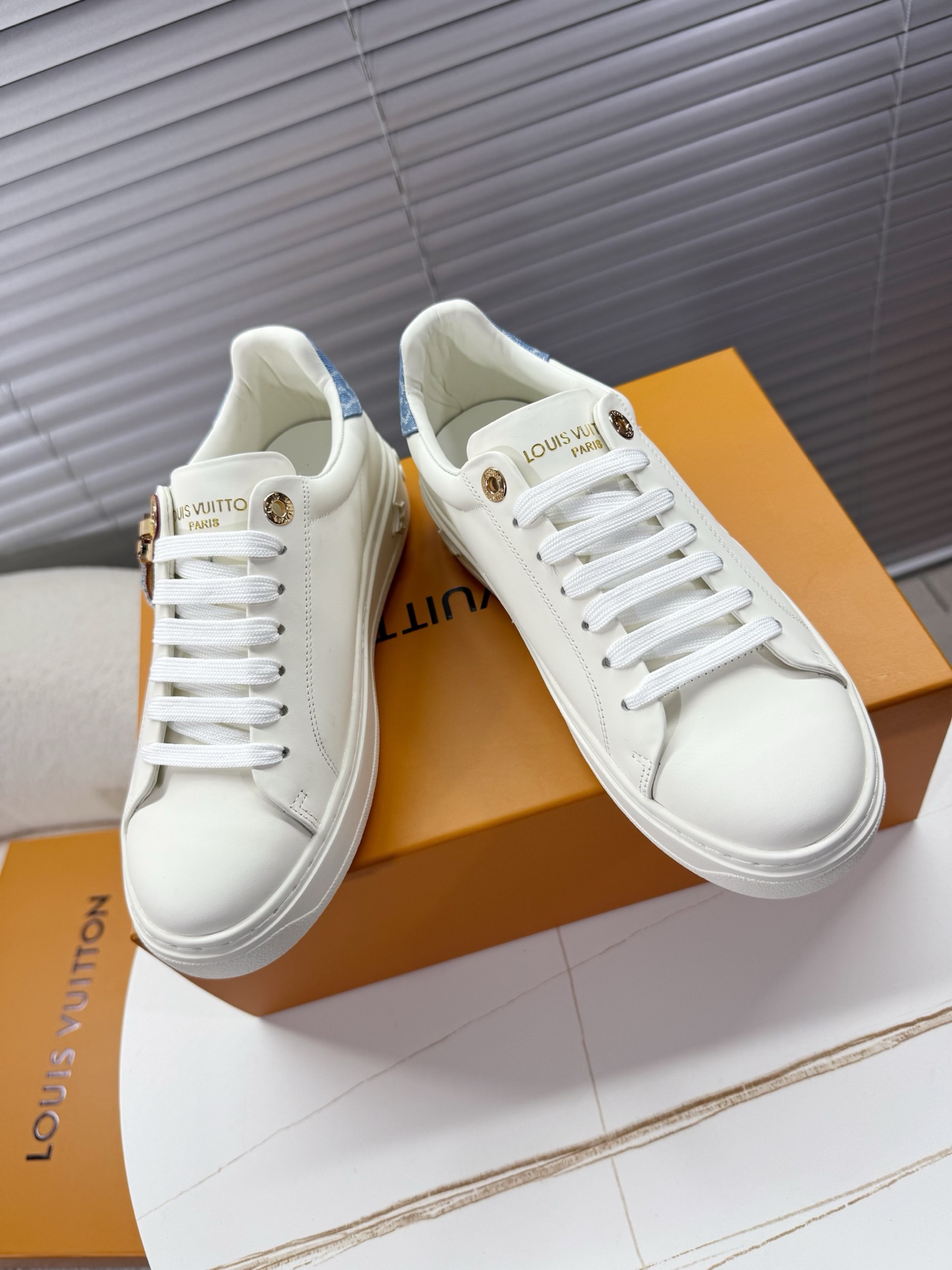 LV 루이비통 여성 스니커즈 신발