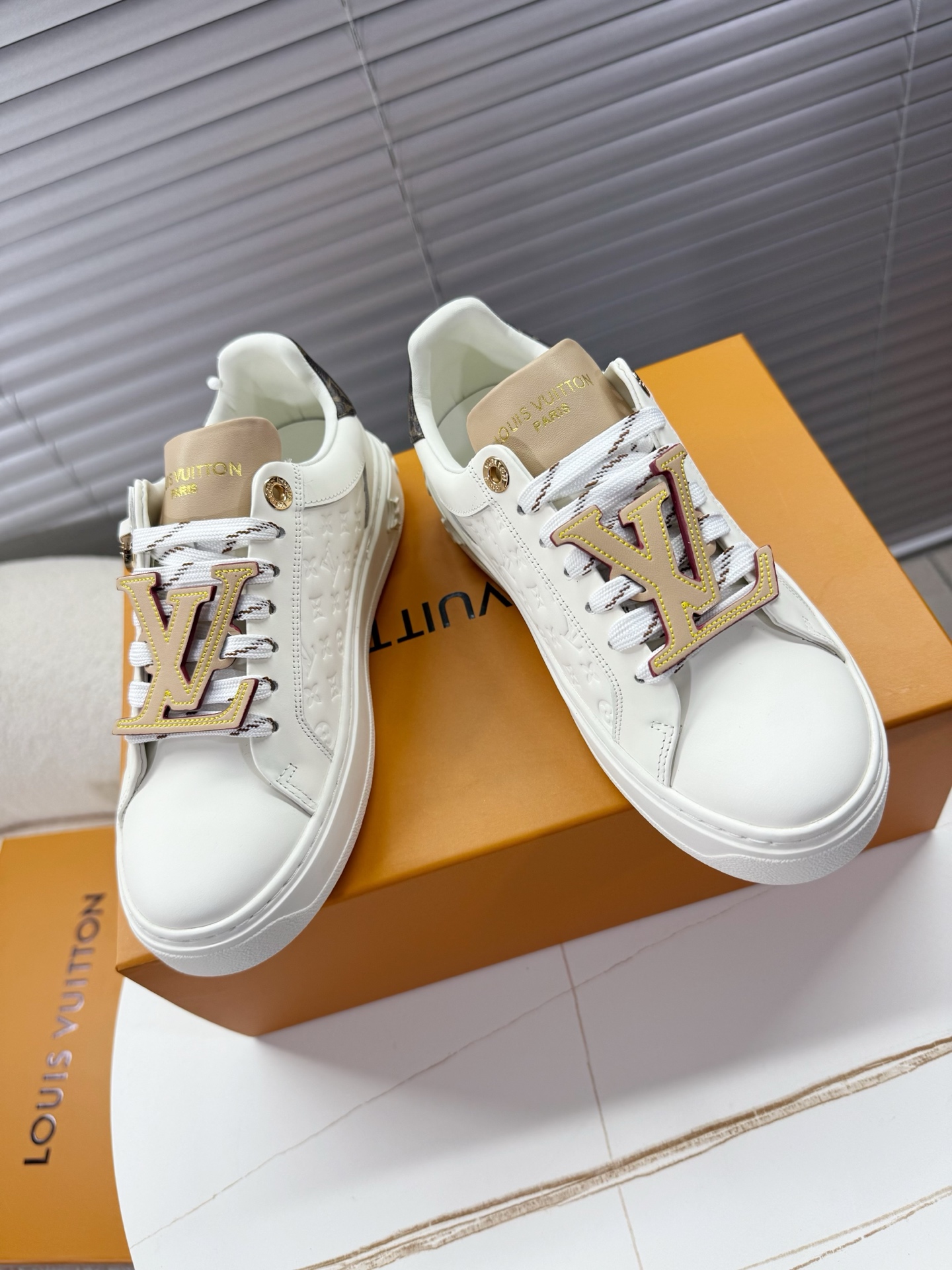 LV 루이비통 여성 스니커즈 신발