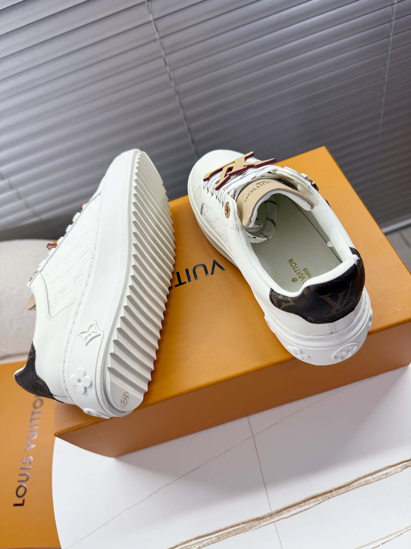 LV 루이비통 여성 스니커즈 신발