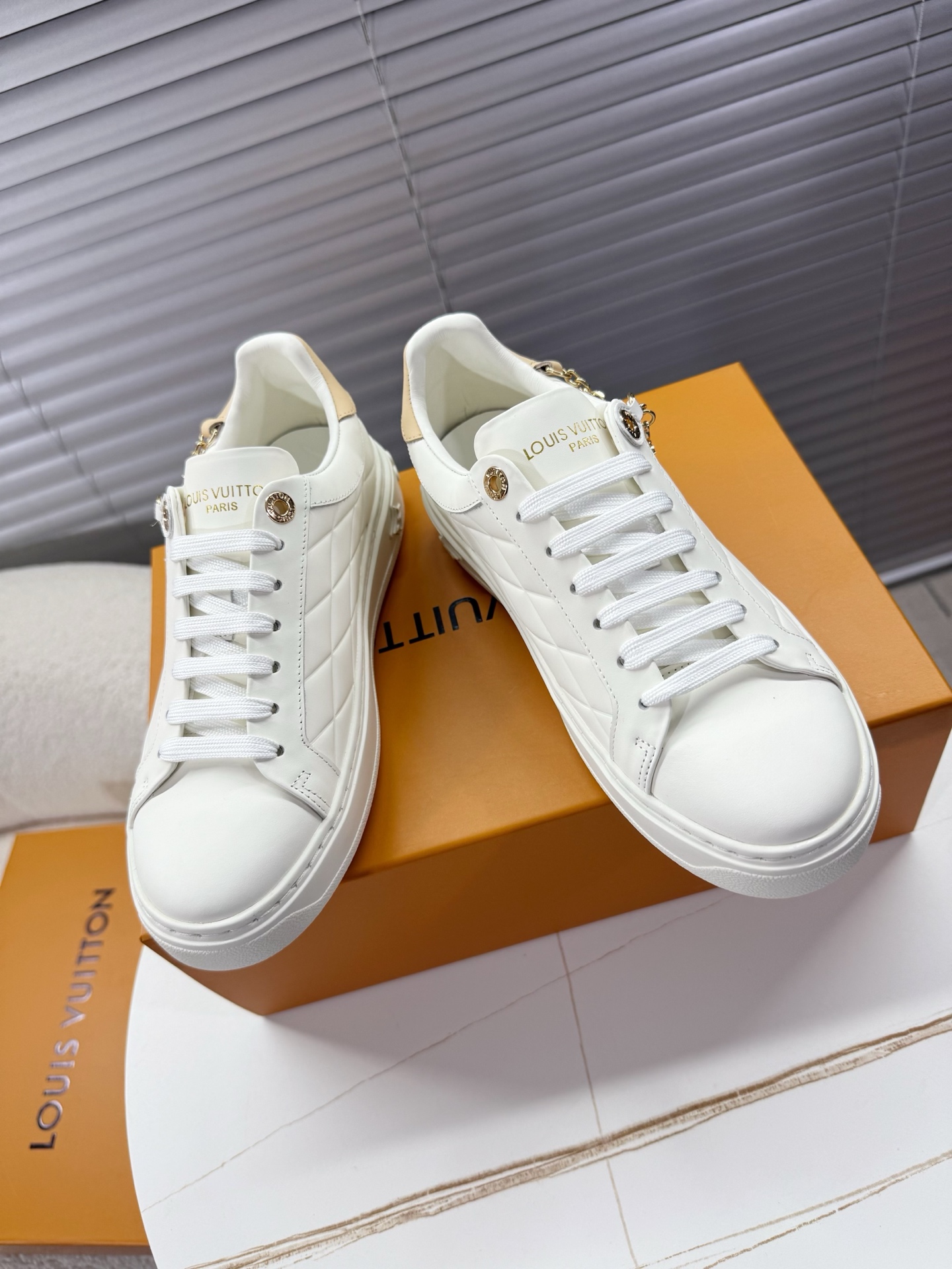 LV 루이비통 여성 스니커즈 신발