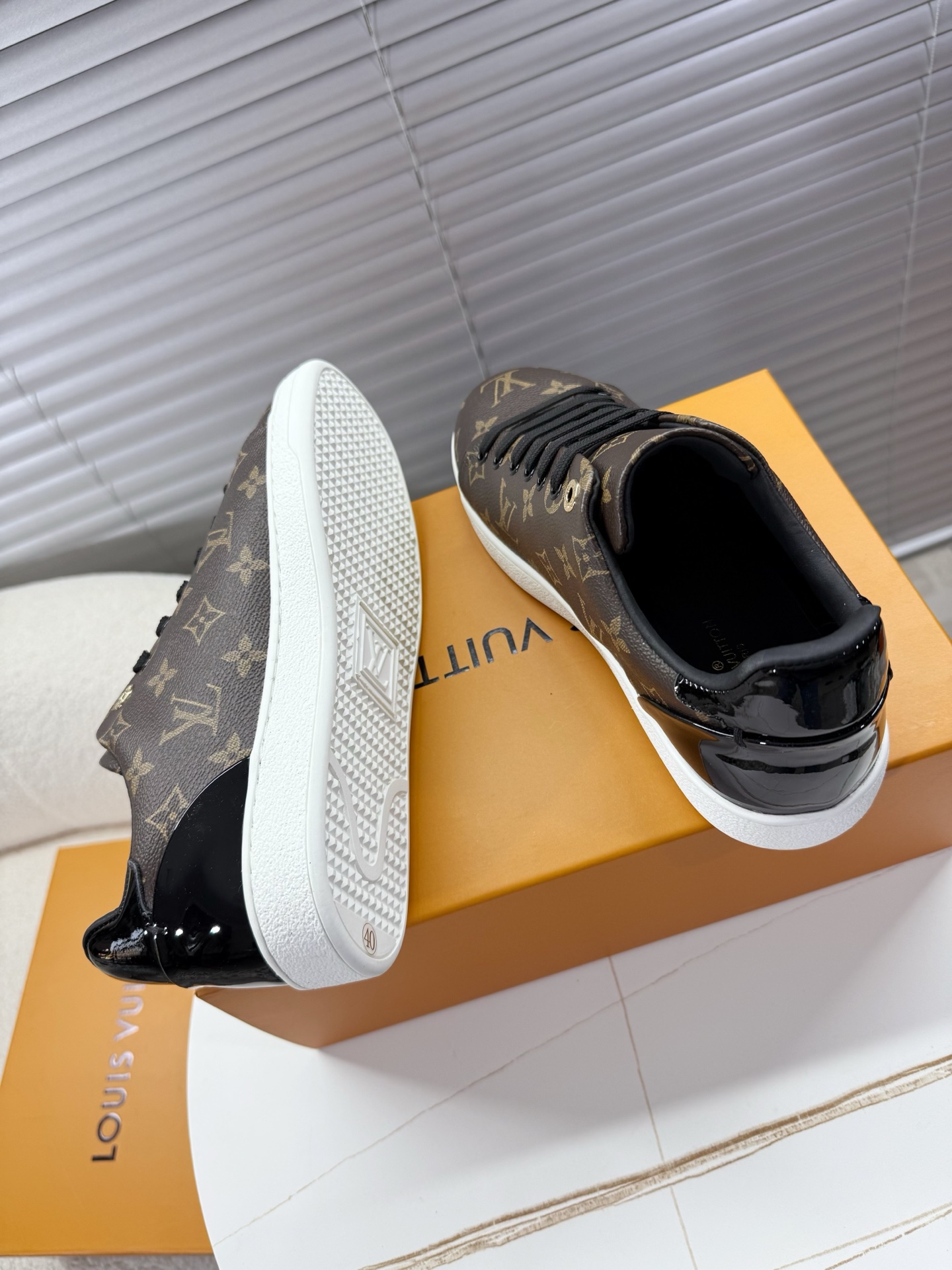 LV 루이비통 여성 스니커즈 신발