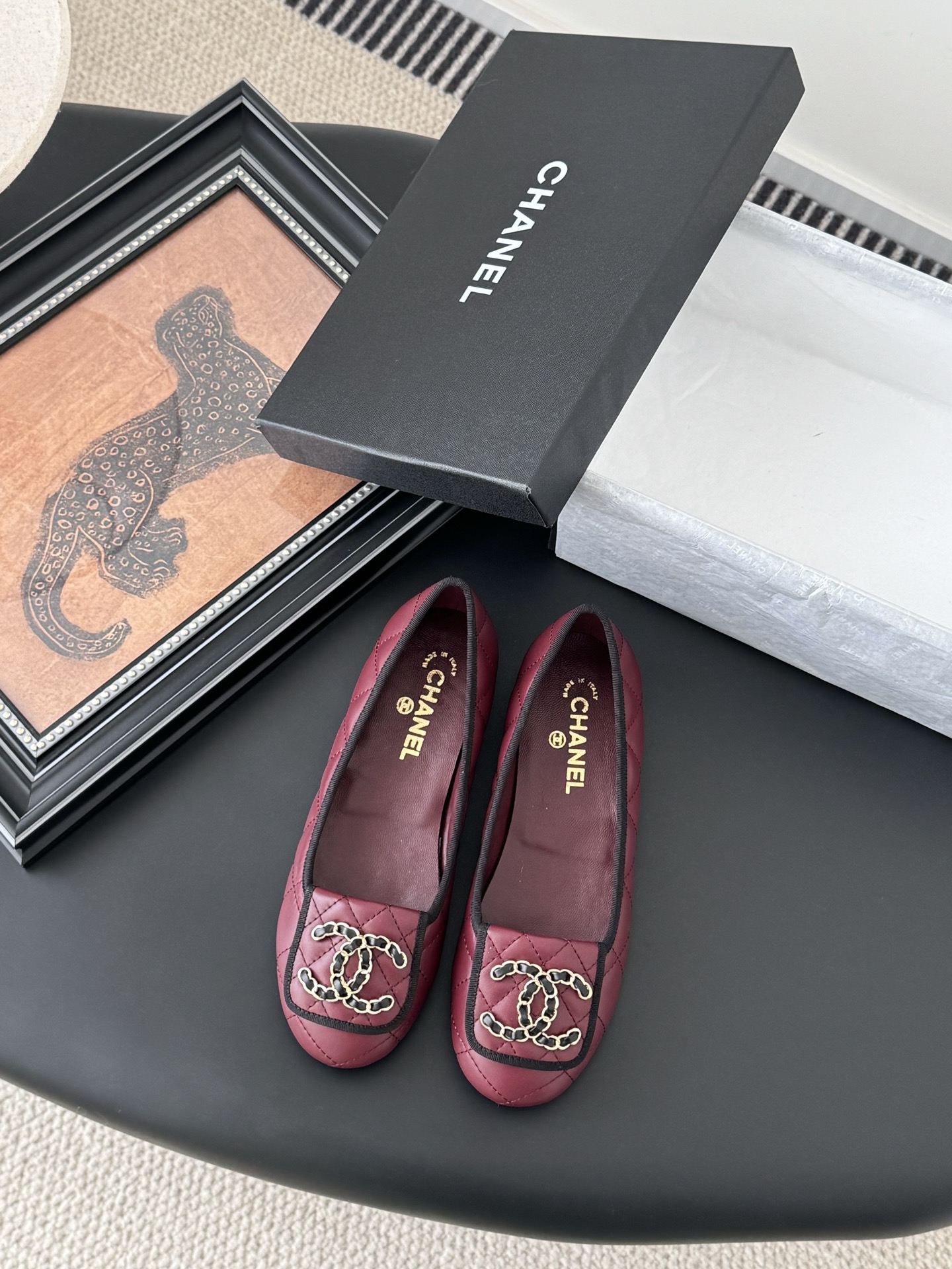 Chanel 샤넬 25K 신상 까멜리아 플랫 슈즈 단화 신발