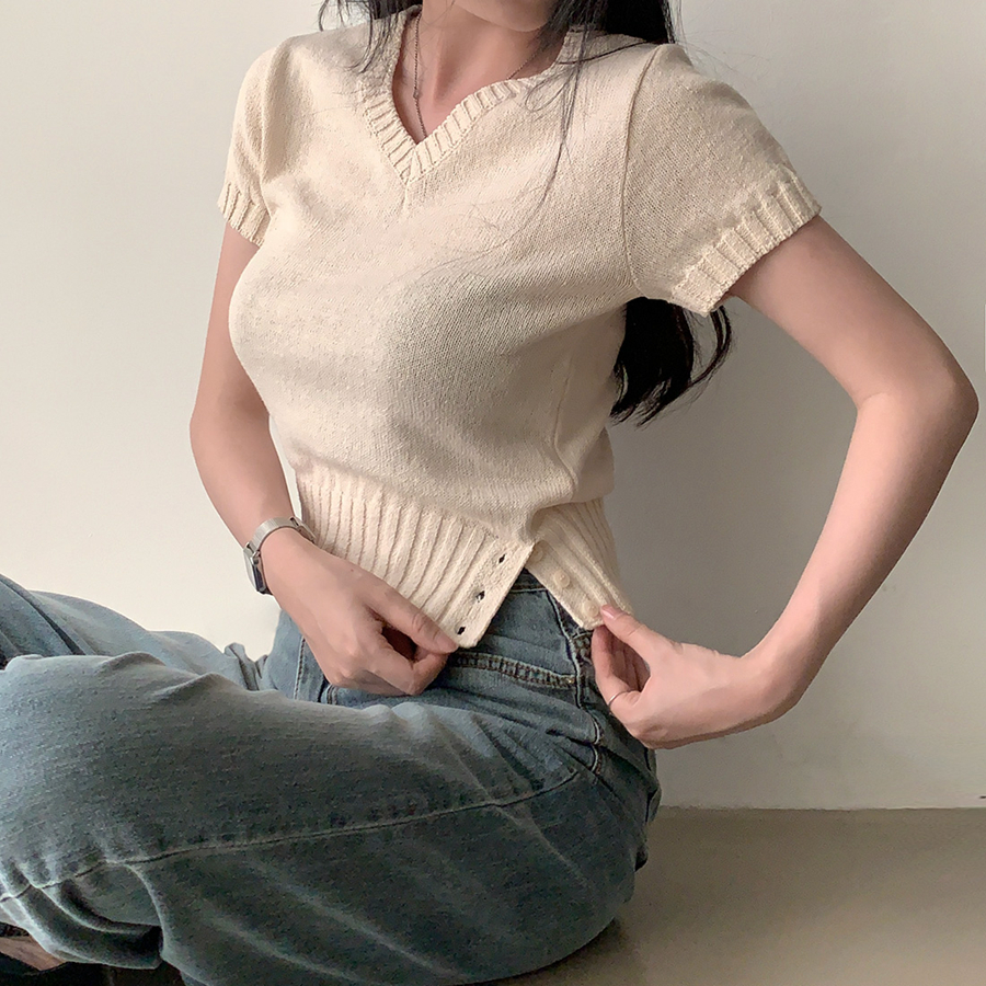 2025 여름 여성 플레인 버튼 반팔 니트