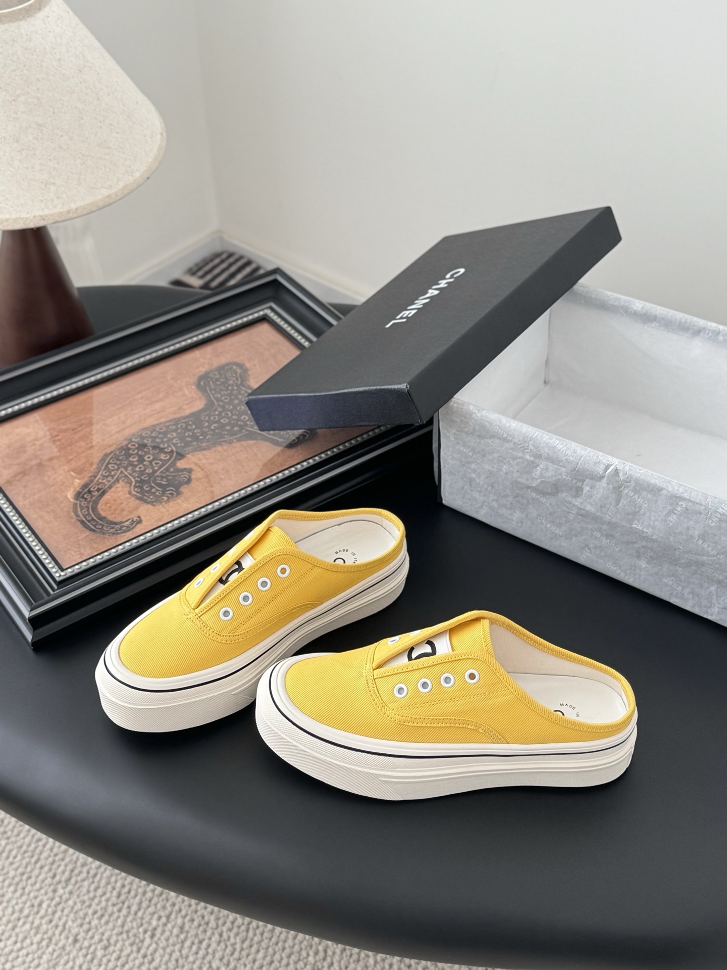 Chanel 샤넬 스니커즈 뮬 신발