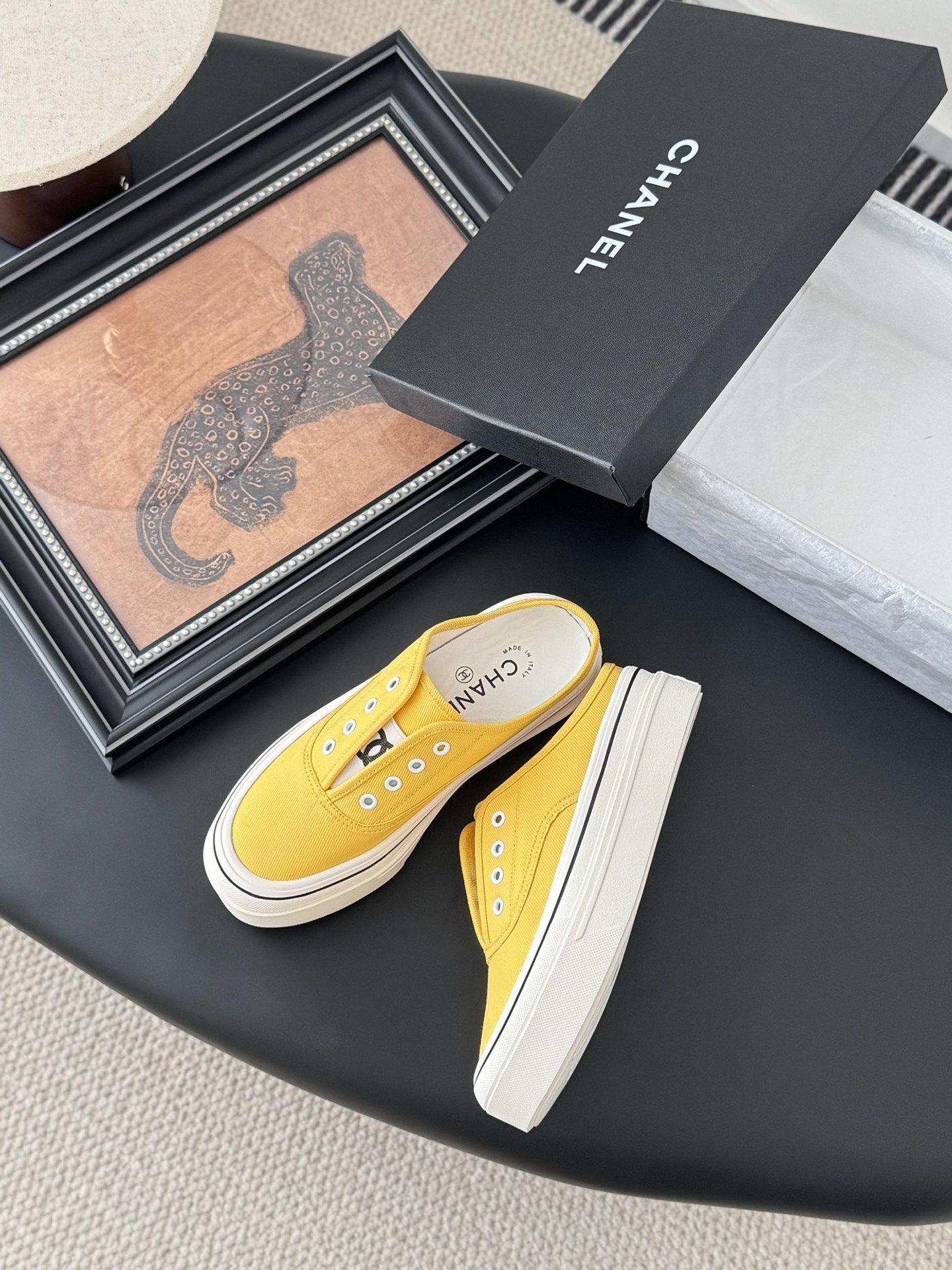 Chanel 샤넬 스니커즈 뮬 신발