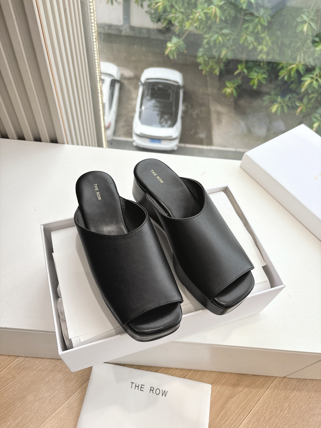 The Row 더 로우 미니멀 슬링백 통굽 샌들 슬리퍼 신발