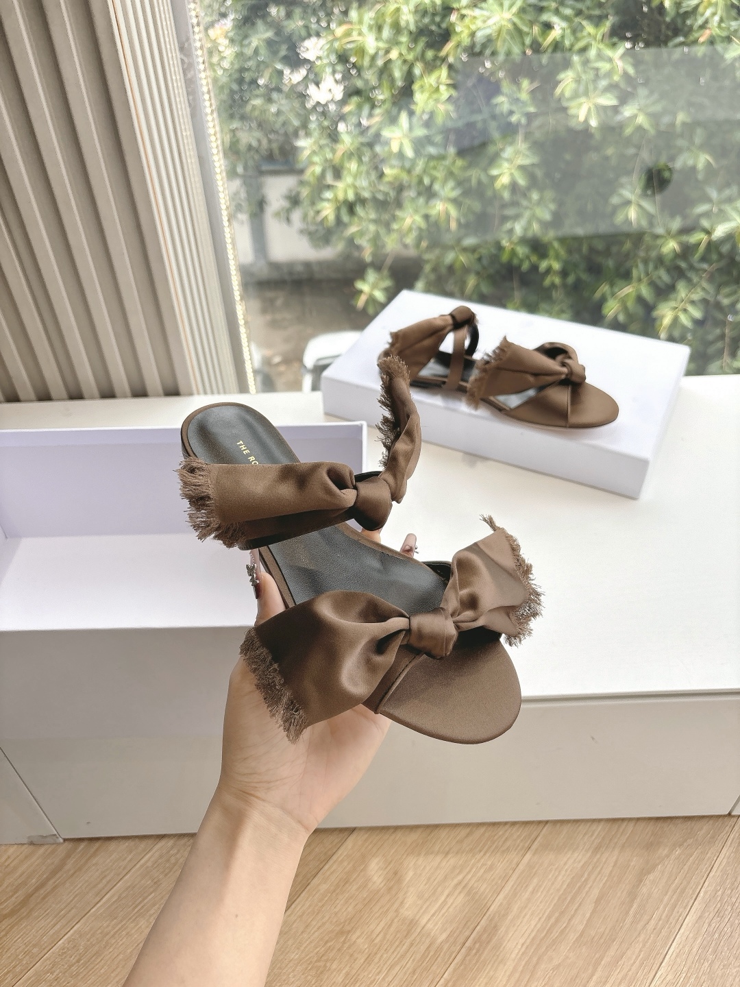 The Row 더 로우 샌들 슬리퍼 신발