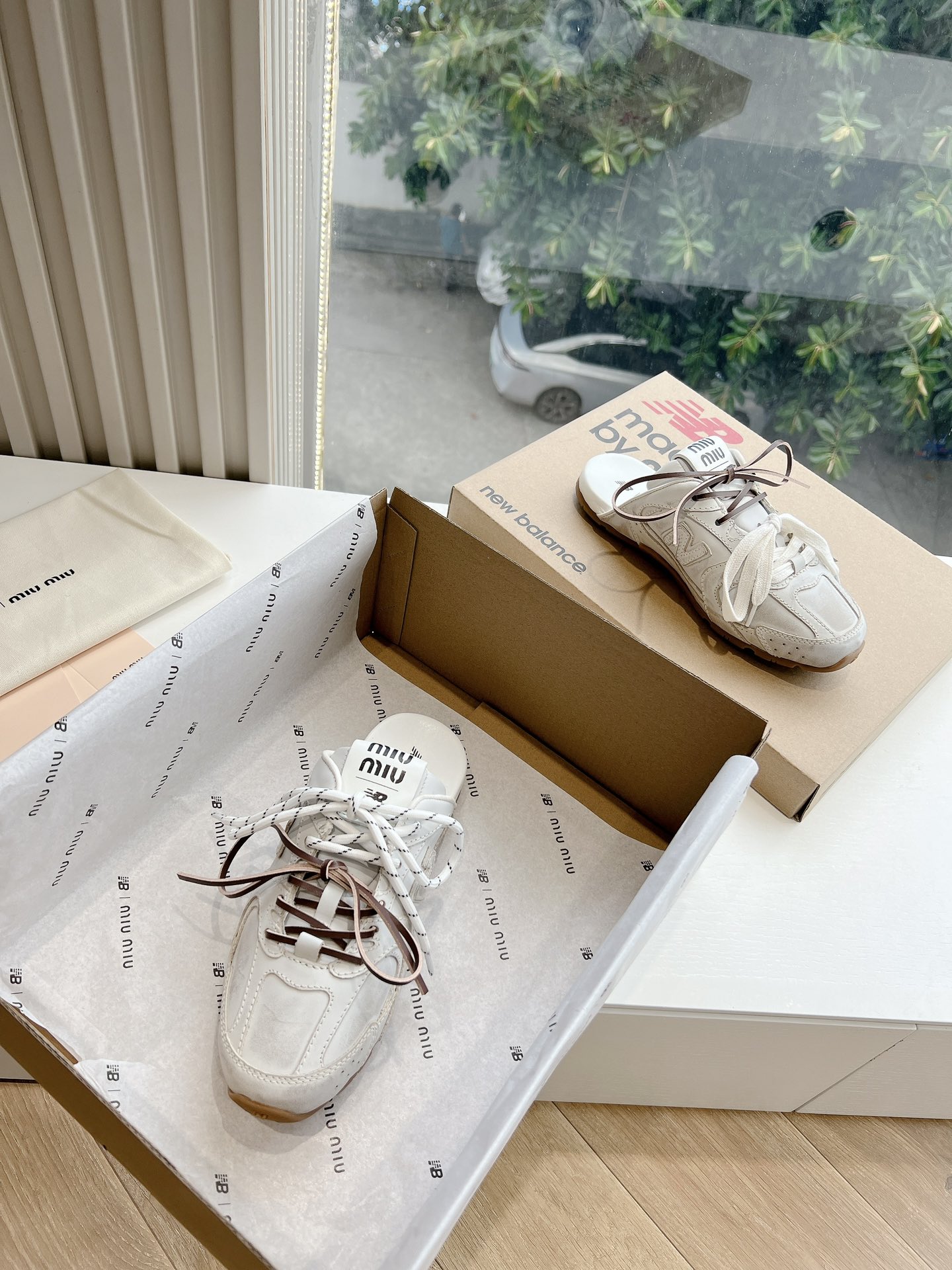 MiuMiu 미우미우 레이스업 로퍼 뮬 신발