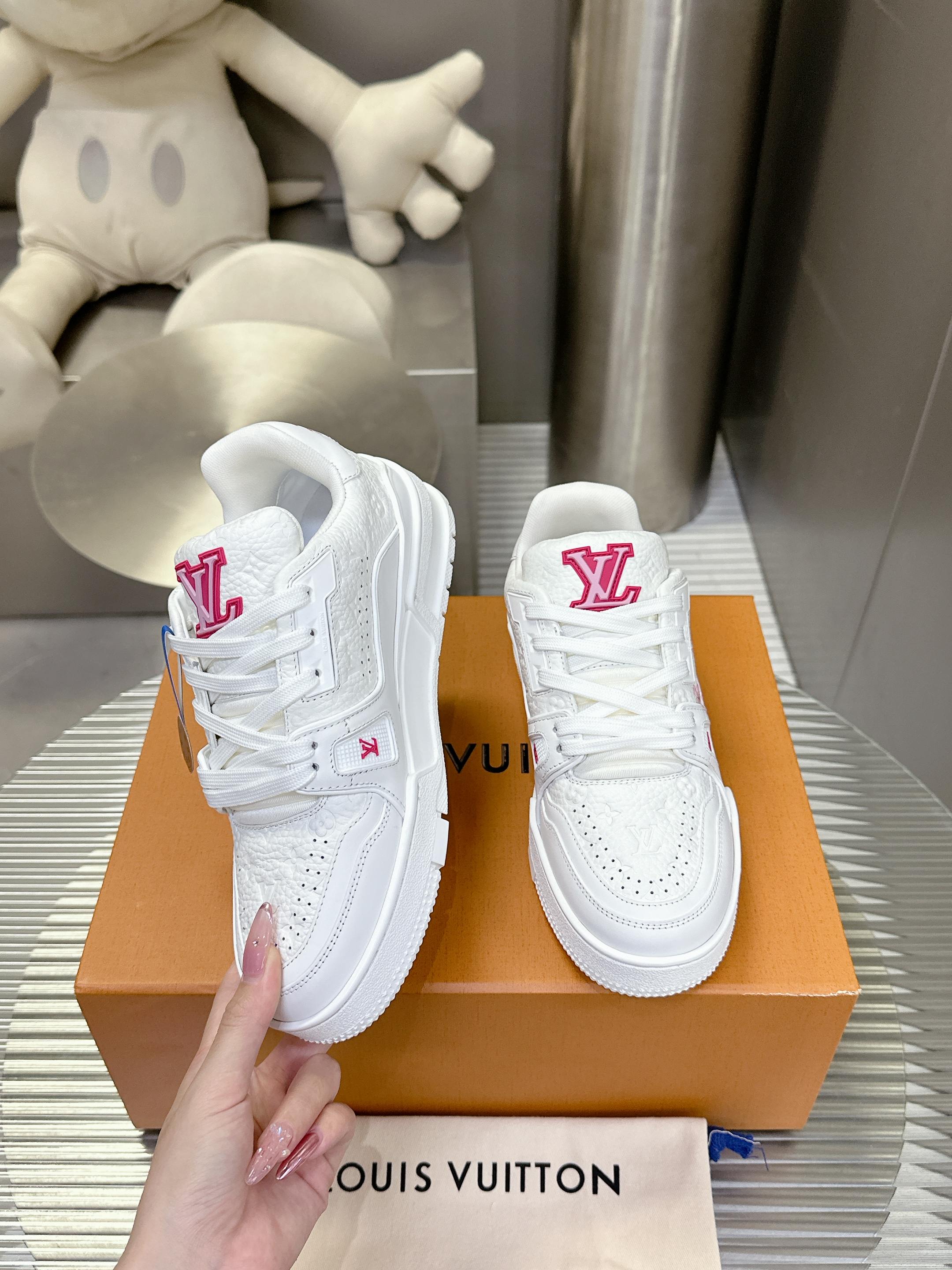 LV 루이비통 트레이너 로우탑 스니커즈 신발