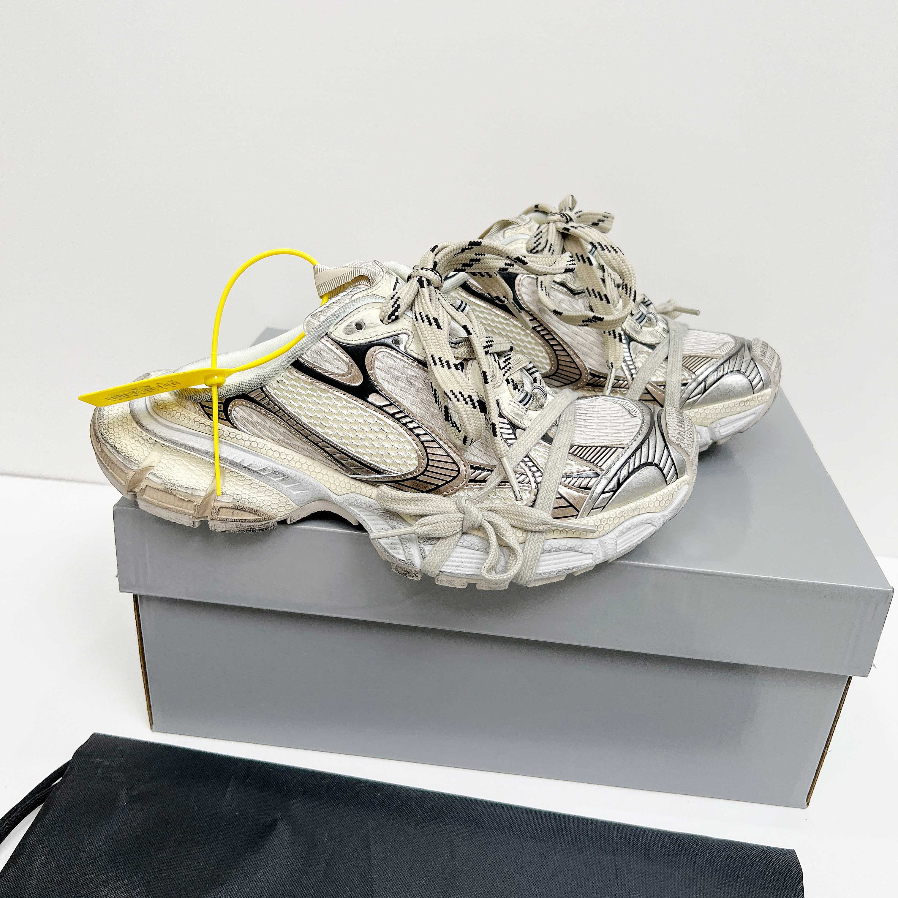 BALENCIAGA 발렌시아가 스니커즈 반슬리퍼 뮬 신발