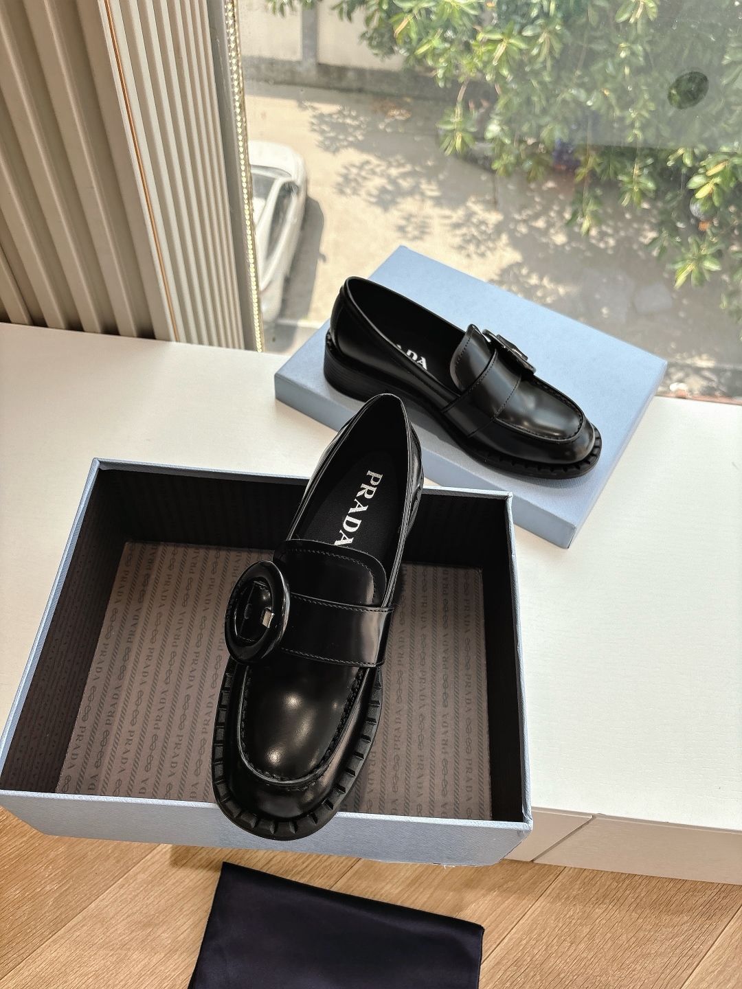 PRADA 프라다 로퍼 플랫 슈즈 구두 신발