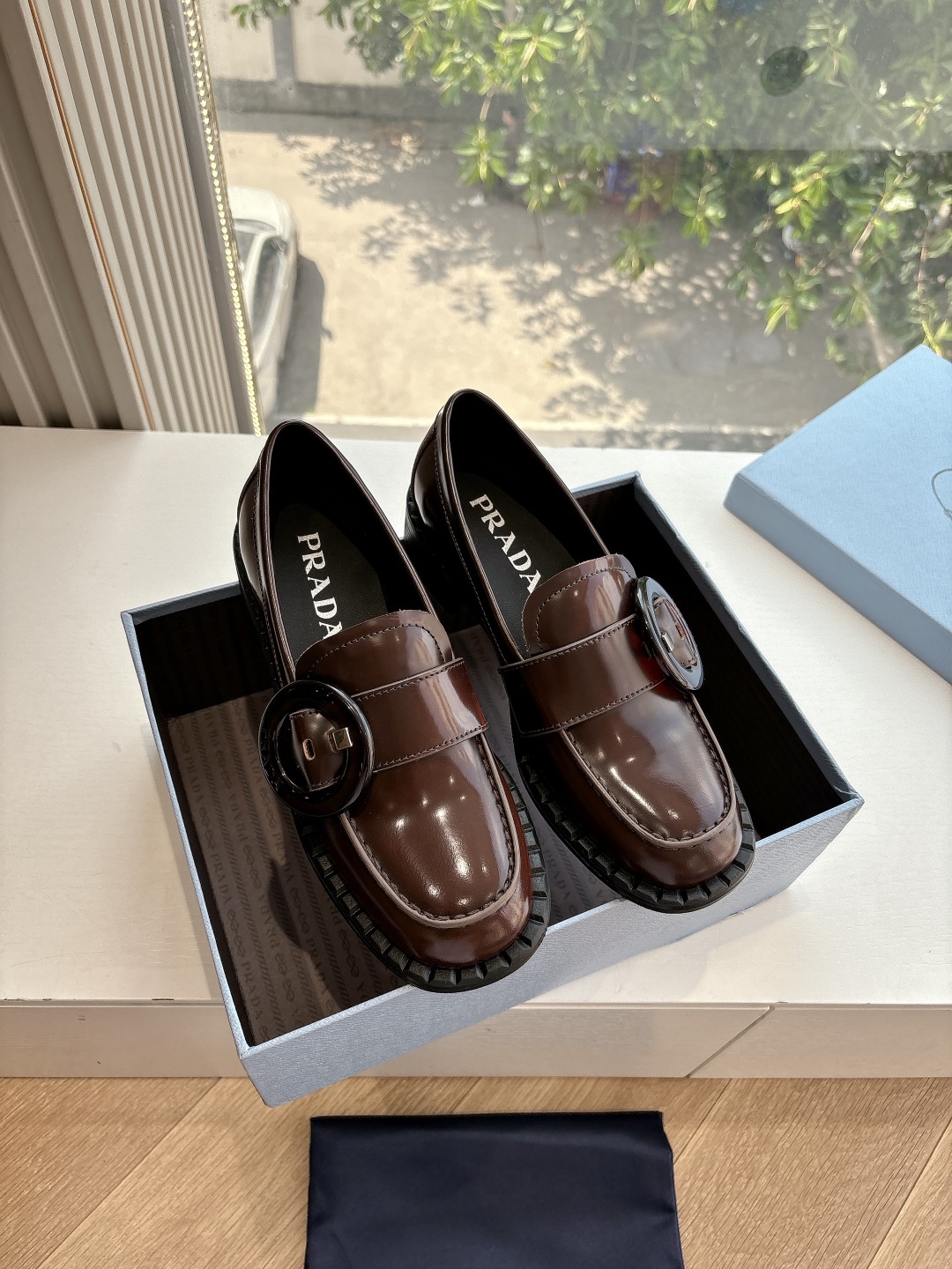 PRADA 프라다 로퍼 플랫 슈즈 구두 신발