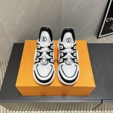 LV 루이비통 스니커즈 신발