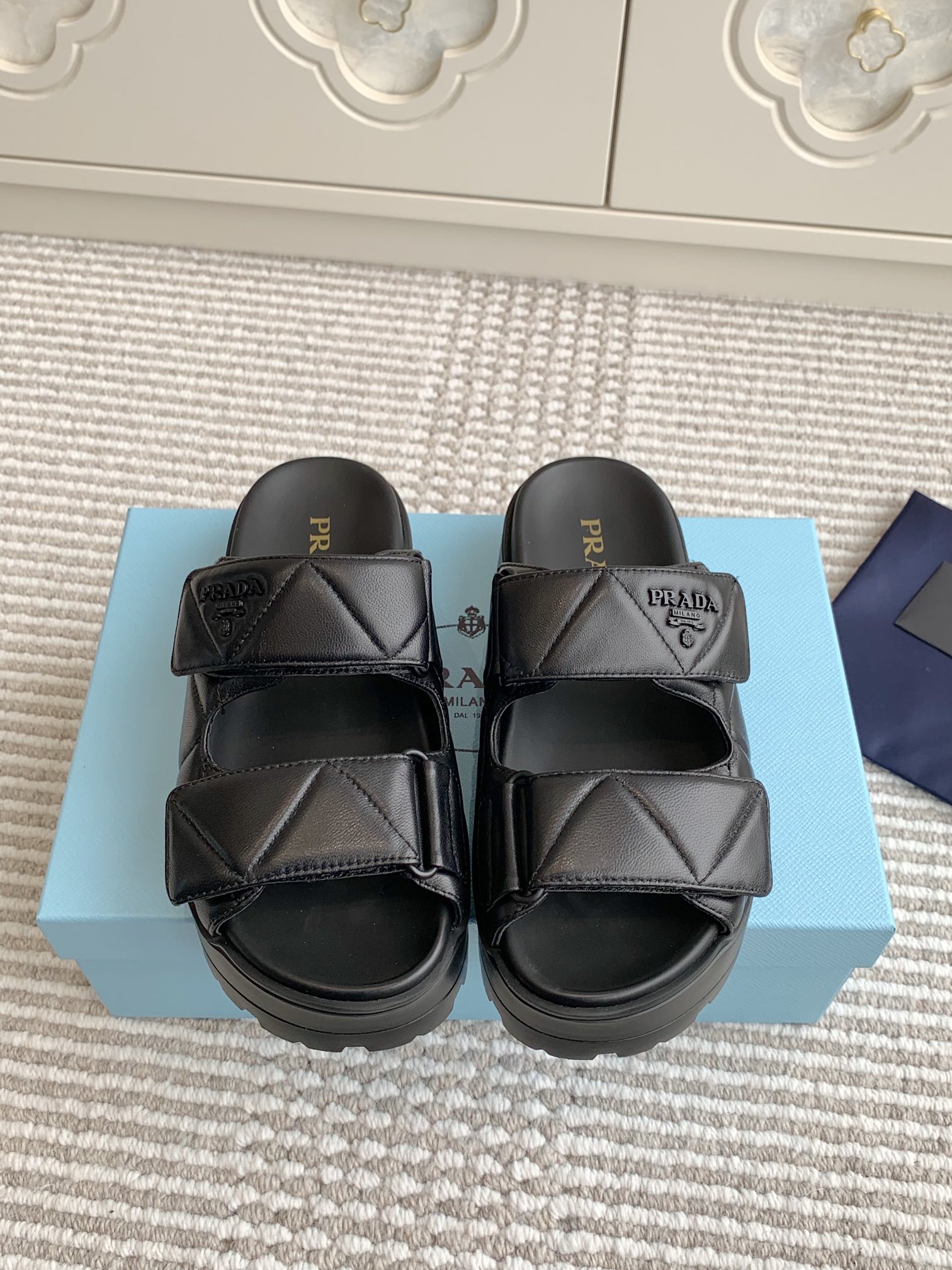 PRADA 프라다 샌들 슬리퍼 신발