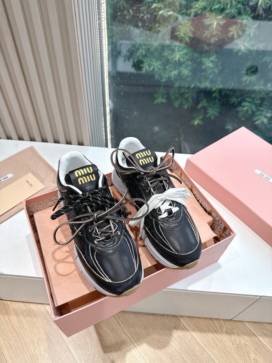 miumiu 미우미우 스니커즈 신발