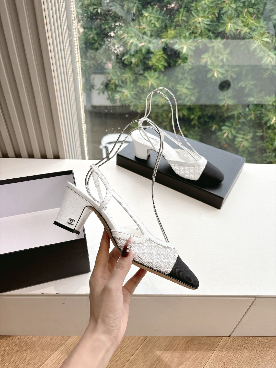 CHANEL 샤넬 통굽 샌들 뮬 신발