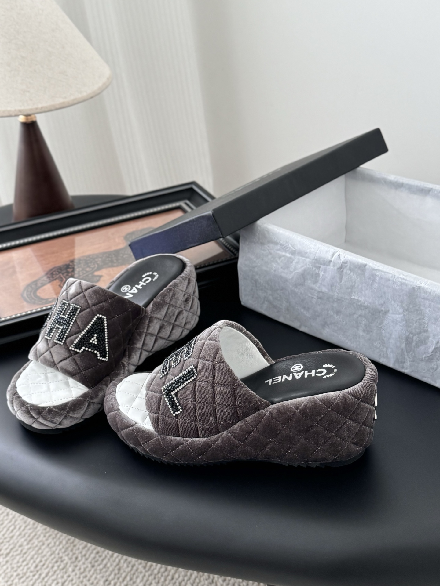 Chanel 25C 샤넬 웨지 슬리퍼 신발