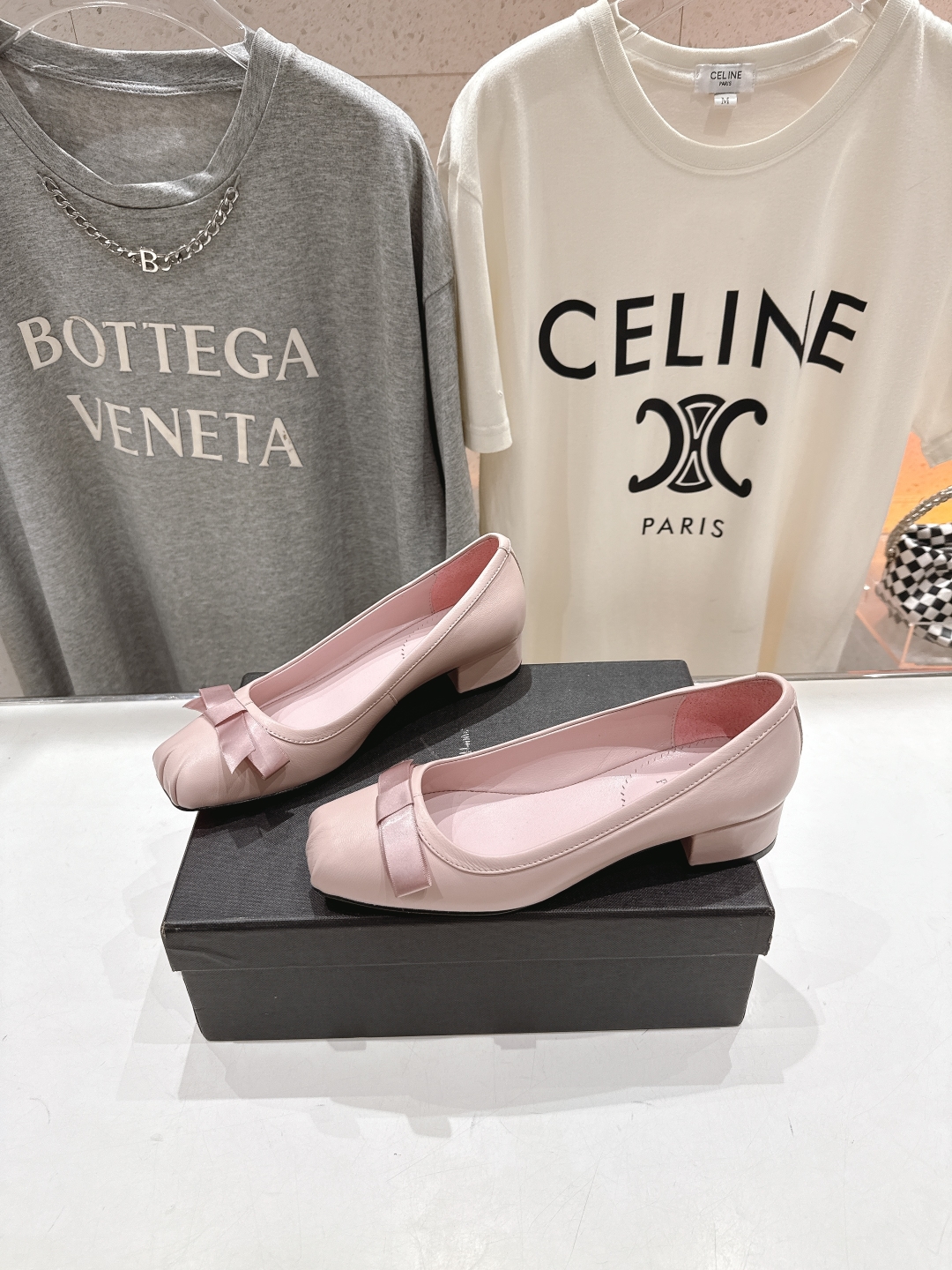 쥬세페 자노티 X 루부탱 통굽 미들 힐 구두 신발