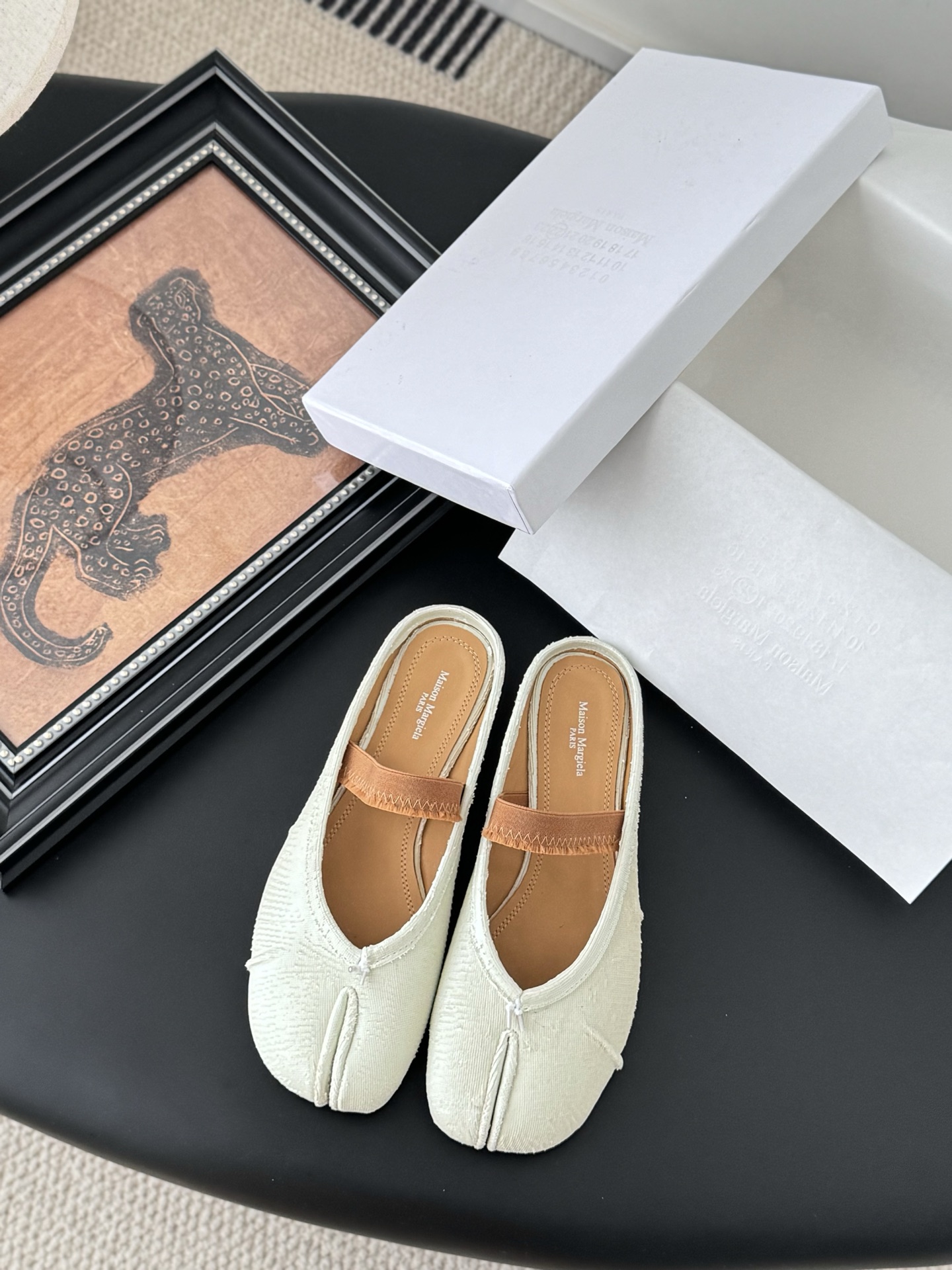 Maison Margiela MM6 메종 마르지엘라 플랫슈즈 뮬 샌들 신발