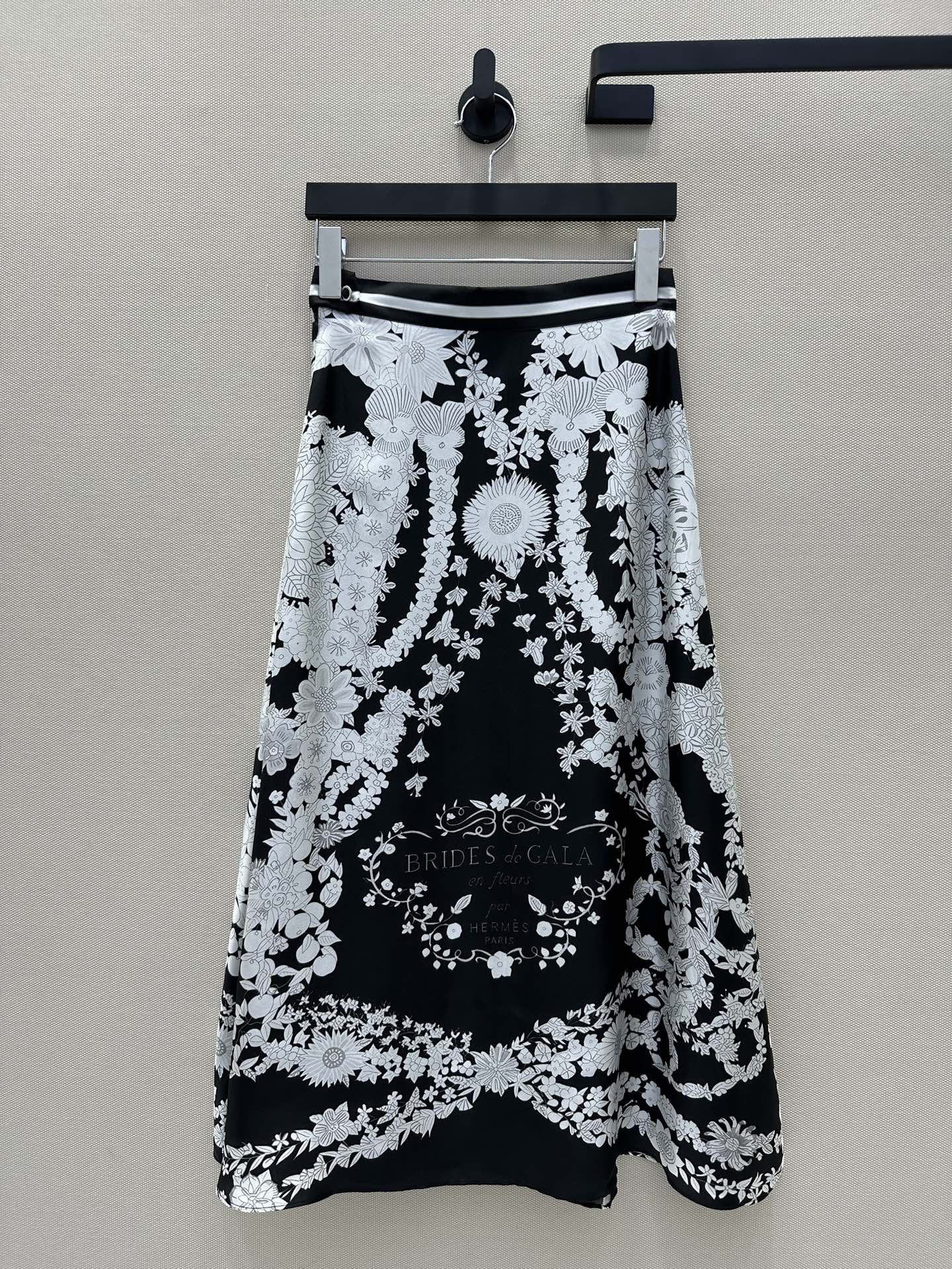 Hermes 에르메스 트윌 실크 롱 스커트 치마 의류