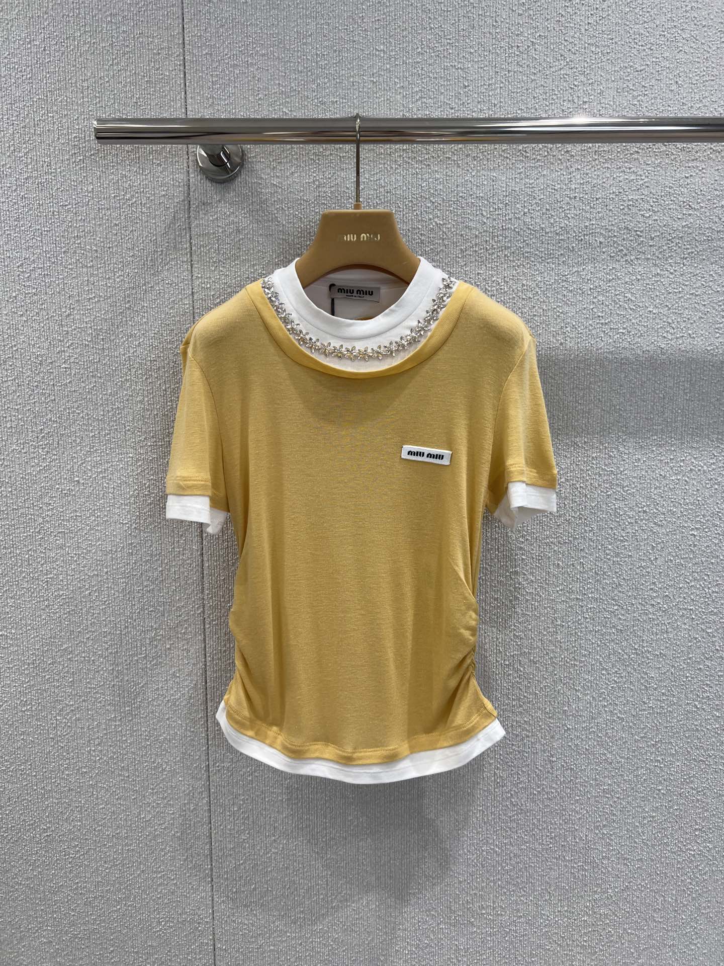 miumiu 미우미우 큐빅 반팔 티셔츠 의류