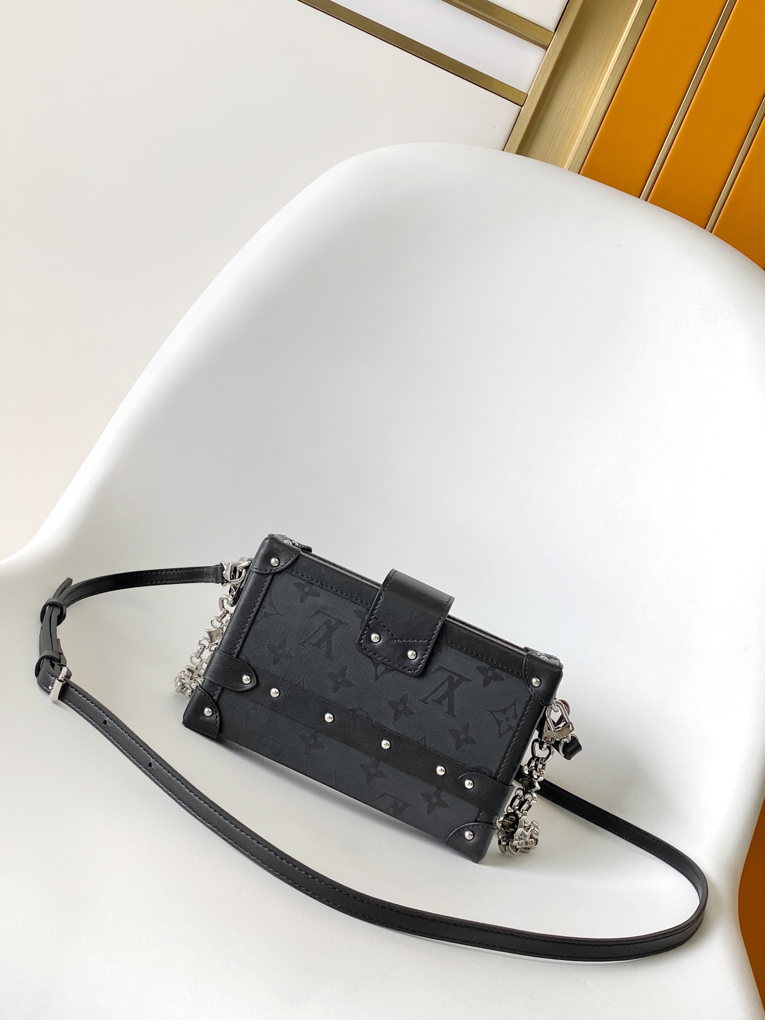 LV 루이비통 트렁크백 가방