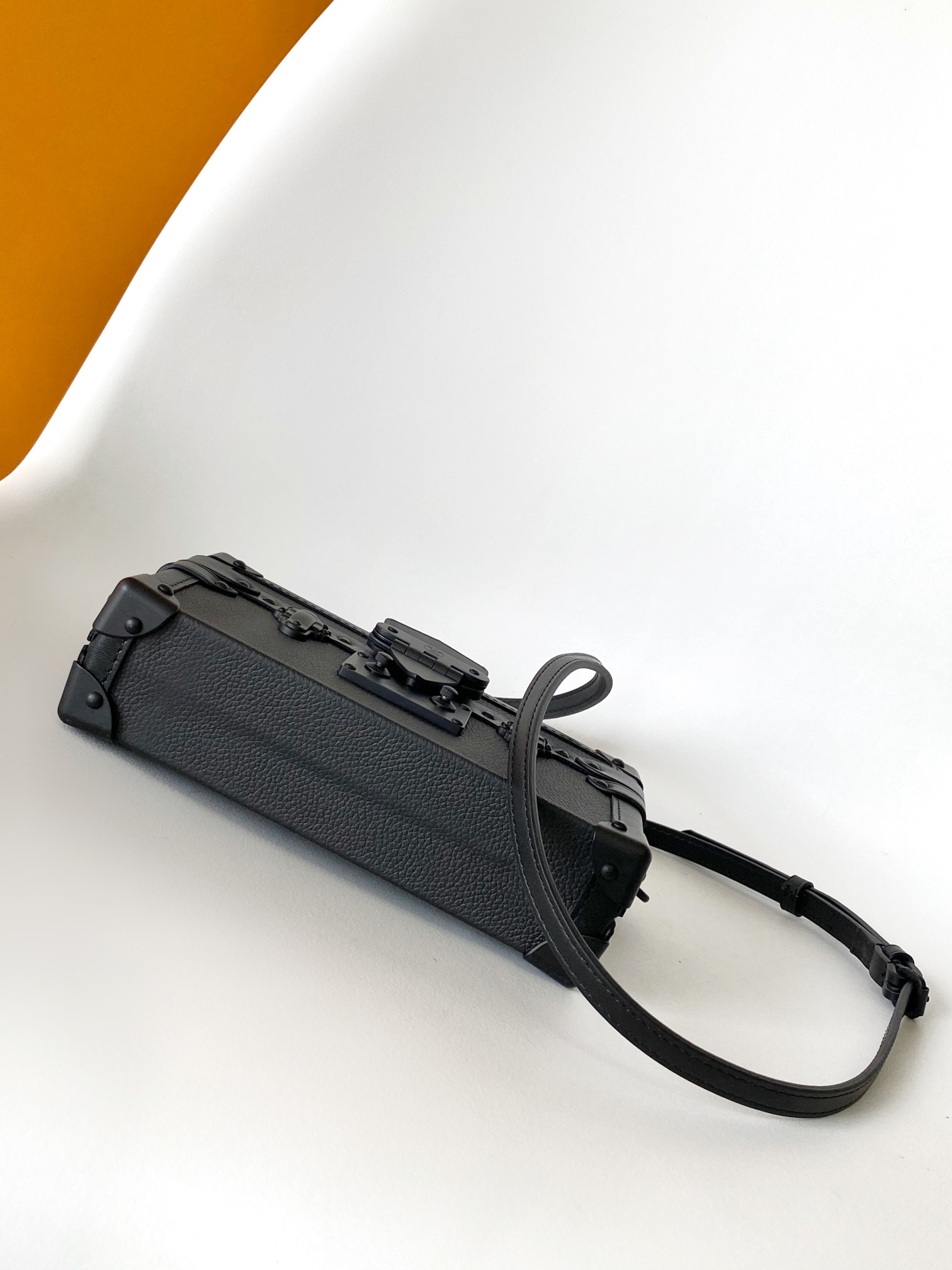 LV 루이비통 트렁크백 가방