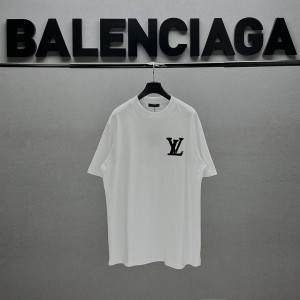 LV 루이비통 반팔 티셔츠 의류