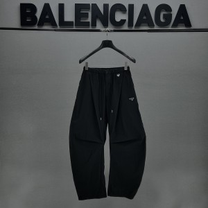 PRADA 프라다 와이드 팬츠 바지 의류