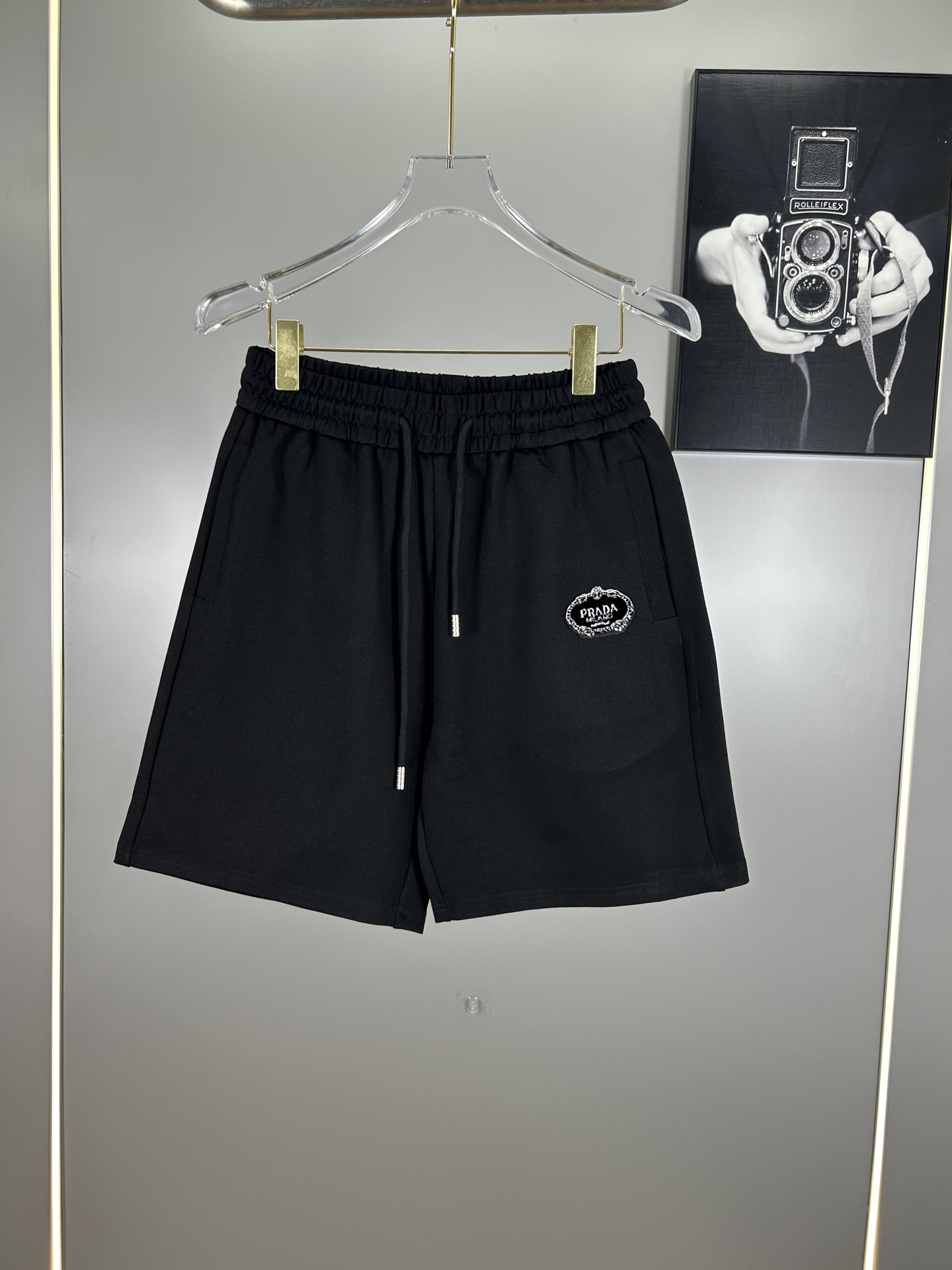 PRADA 프라다 하프팬츠 반바지 의류