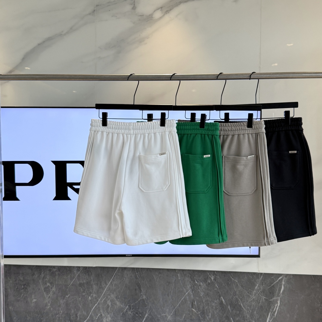 PRADA 프라다 하프팬츠 반바지 의류