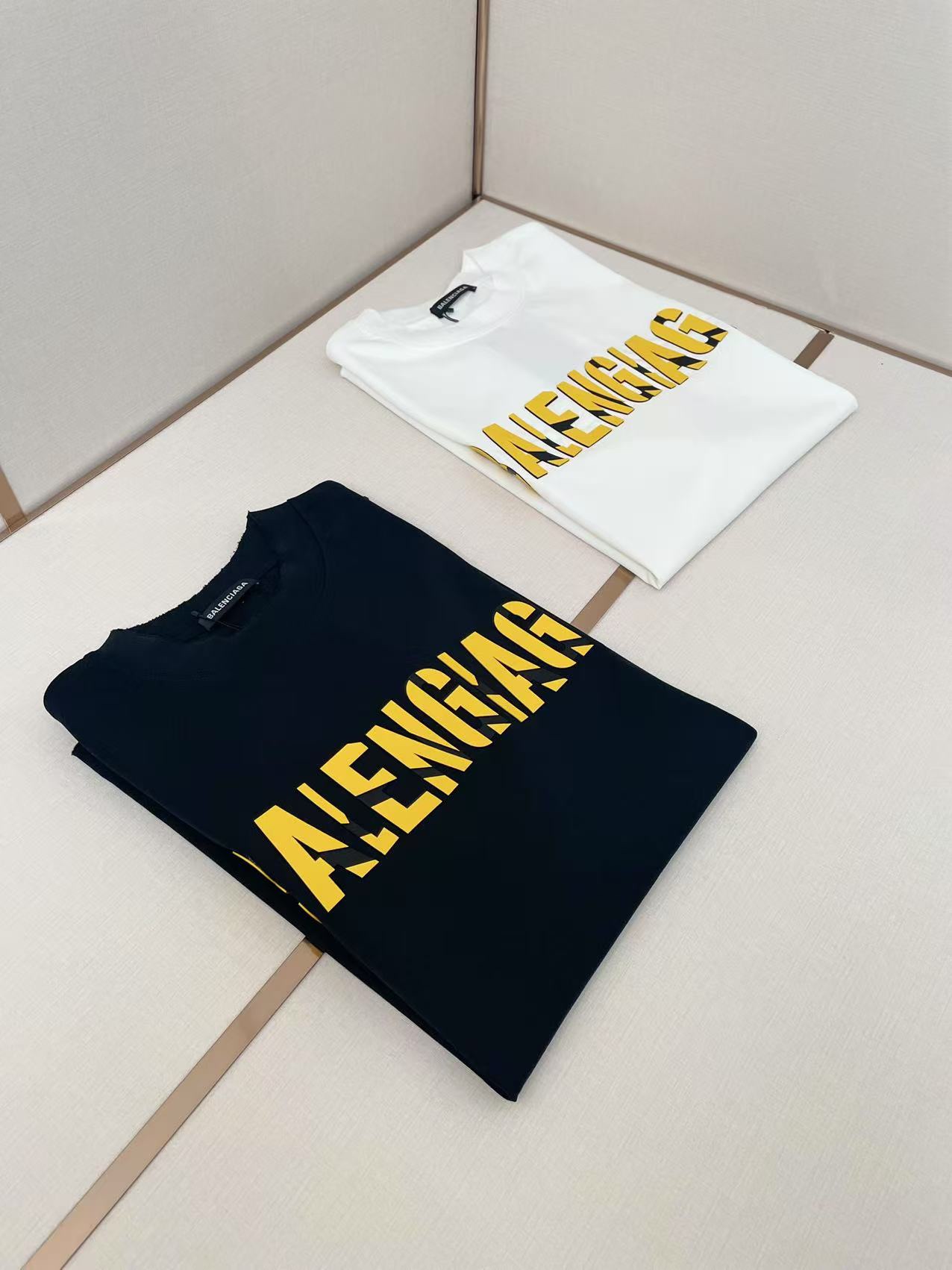 Balenciaga 발렌시아가 반팔 티셔츠 의류