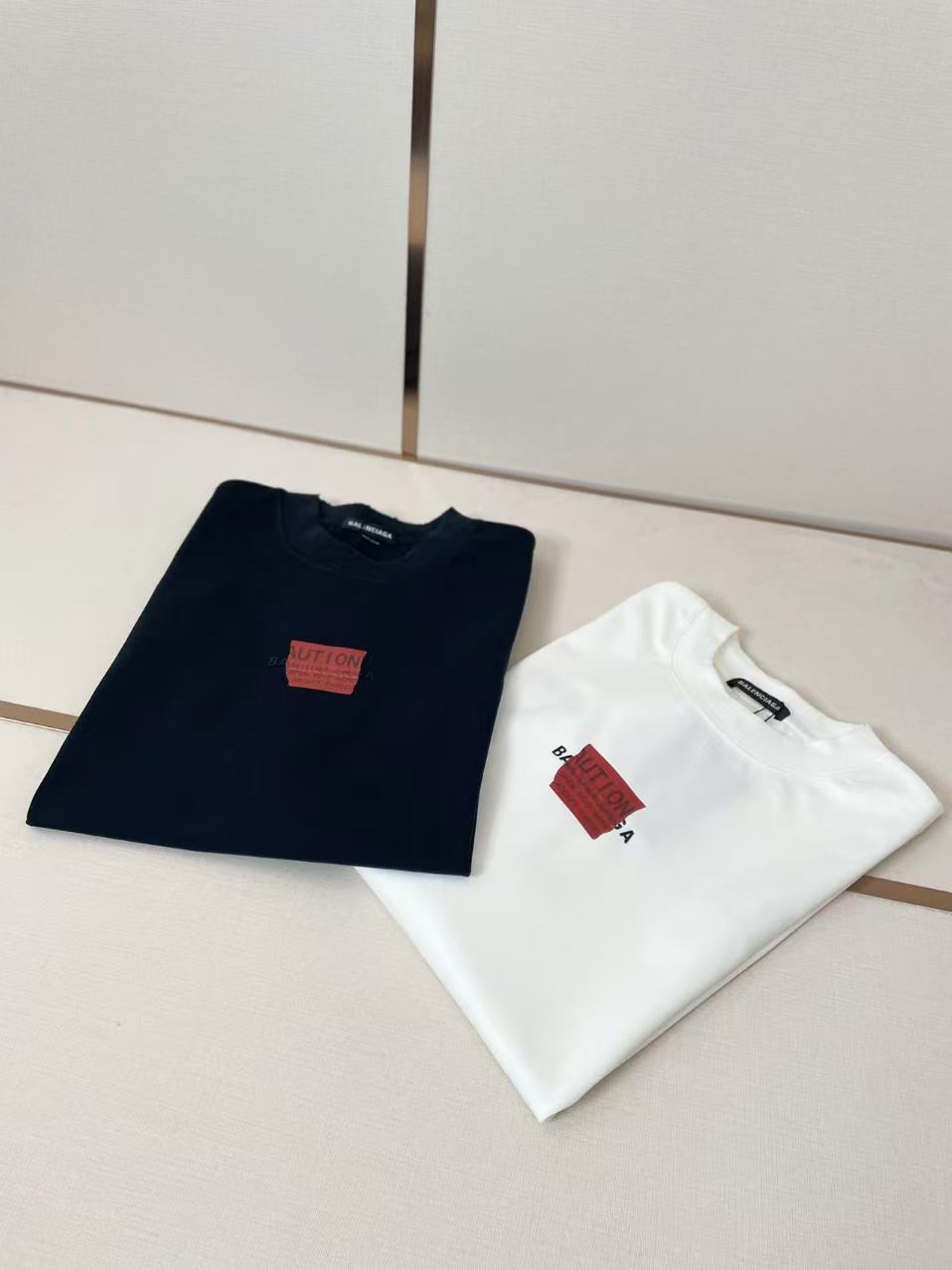 Balenciaga 발렌시아가 반팔 티셔츠 의류