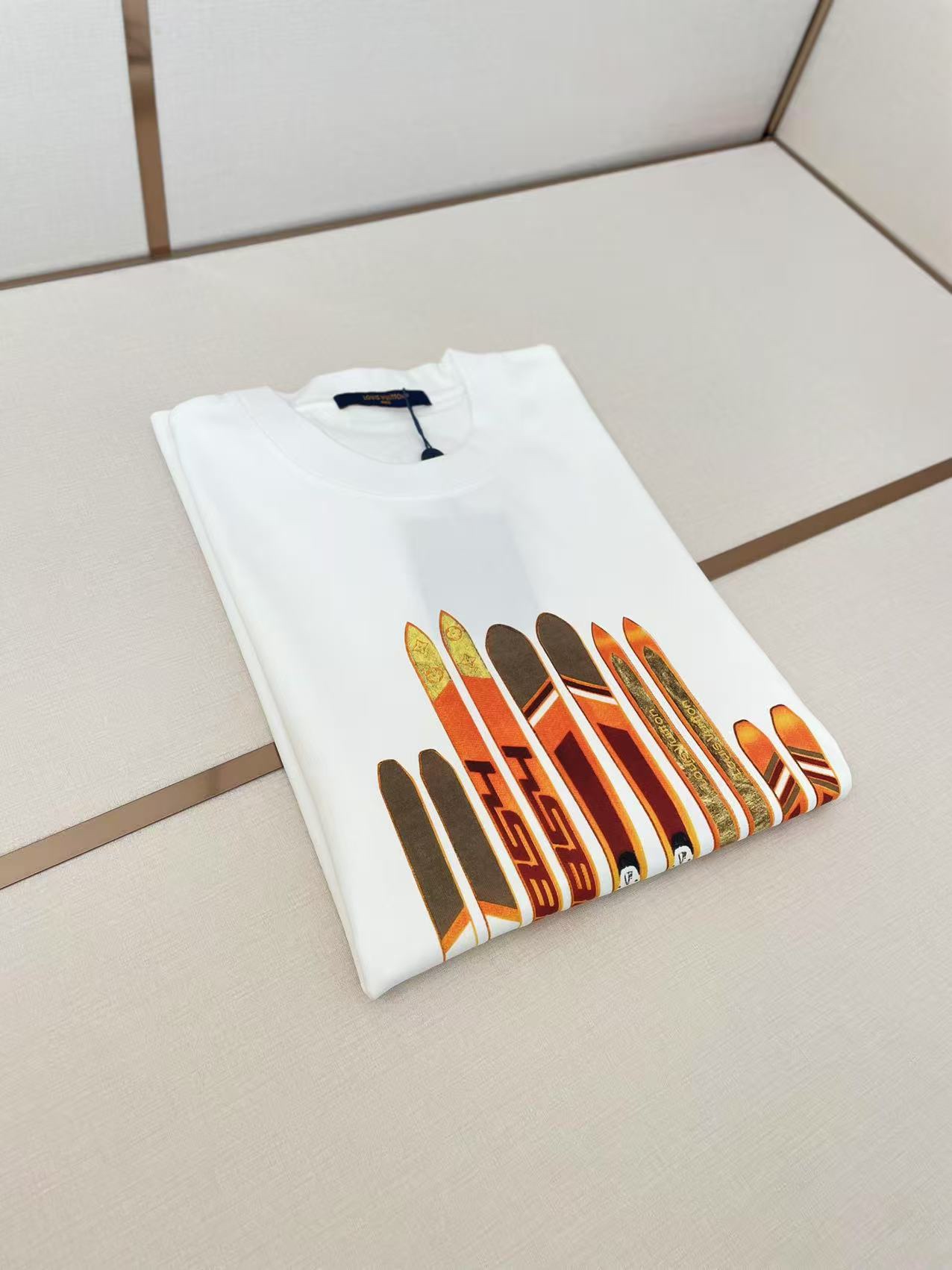 LV 루이비통 반팔 티셔츠 의류